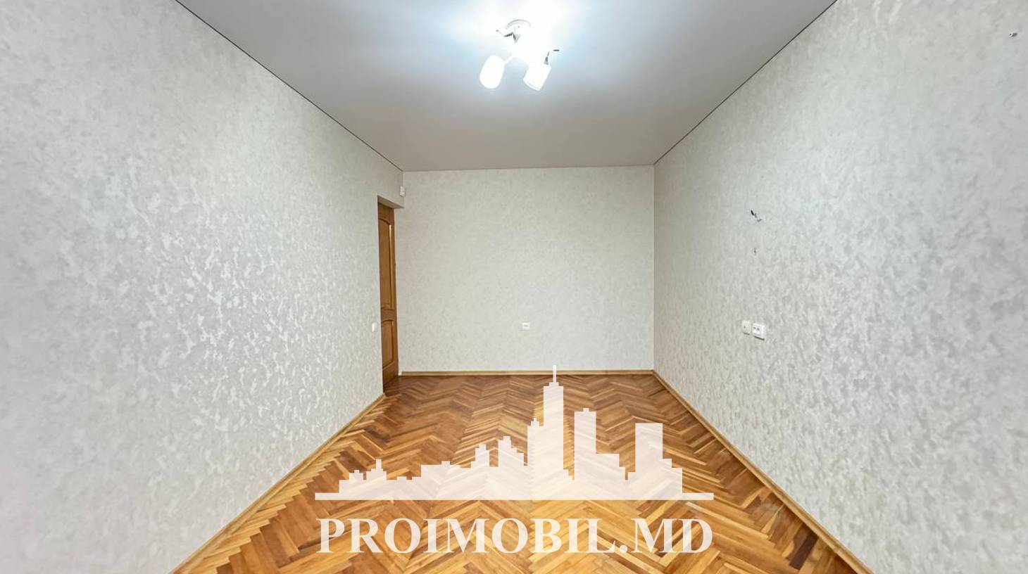 https://images.proimobil.md/TKN0v3TKS6ylA38rRDixUkZbt_apT-5-SiHySF9p1OY/watermark:0.75:so:0:30:0.39/resize:fill:1460:816:1/gravity:ce/bG9jYWw6Ly8vZXN0YXRlL2xyLzU2NTE4MjhjLTk0NzktNDY2Zi04YTUwLWEyMmNhZWNmYjYxYy5qcGVn