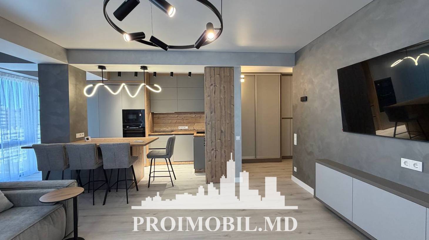https://images.proimobil.md/TMsAZ9AEk7jxpFC4scoy0Eh05CySIj4krk5ENOtKf1A/watermark:0.75:so:0:30:0.39/resize:fill:1460:816:1/gravity:ce/bG9jYWw6Ly8vZXN0YXRlL2xyL2VhZWFjNDNlLWJjYjgtNDQ4My1iN2VhLTYwZTY2ODFkYmNjYS5qcGVn