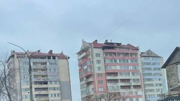 https://images.proimobil.md/TNoGavxgBReBmpXpoB-f32ILxmyW3nOHbeZDasaaeto/resize:fill:350:198:1/gravity:ce/bG9jYWw6Ly8vZXN0YXRlL2xyL2E3ZWQ3MmVjLTZkMjUtNGNkNy04NTQ5LWMzZGRlOTJiZWQ5YS5qcGVn