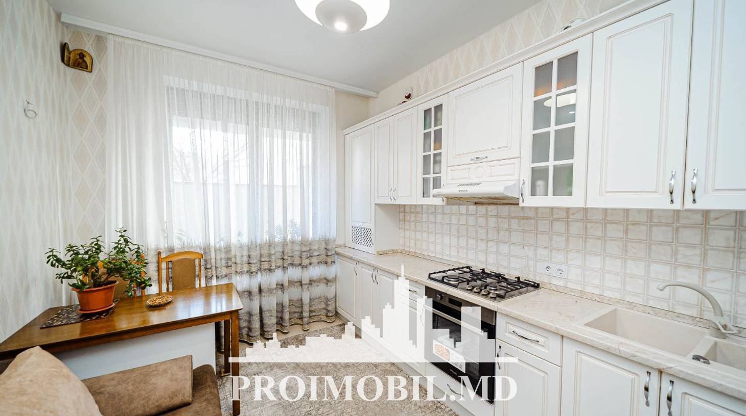 https://images.proimobil.md/TO-mXT5Tq5McQpzlhF4ZGnotjwFEzB1ug3quaXzVzxg/watermark:0.75:so:0:30:0.39/resize:fill:1460:816:1/gravity:ce/bG9jYWw6Ly8vZXN0YXRlL2xyL2U0OWY4NDBhLTMxMDQtNGFkYy1iYWYwLTkyNjMwYTFjNzE3Mi5qcGVn