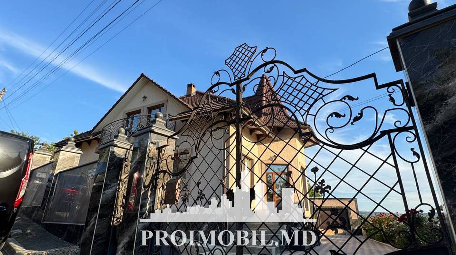 https://images.proimobil.md/TONAHMRECM0s7dBTKyqdaCrTow5KmjdtDExURg6sg8o/watermark:0.75:so:0:30:0.39/resize:fill:1460:816:1/gravity:ce/bG9jYWw6Ly8vZXN0YXRlL2xyLzJlYzM5NWExLWIzMjUtNDdjYi04ODg5LTI5ZDkyYjU0NmJmYy5qcGVn