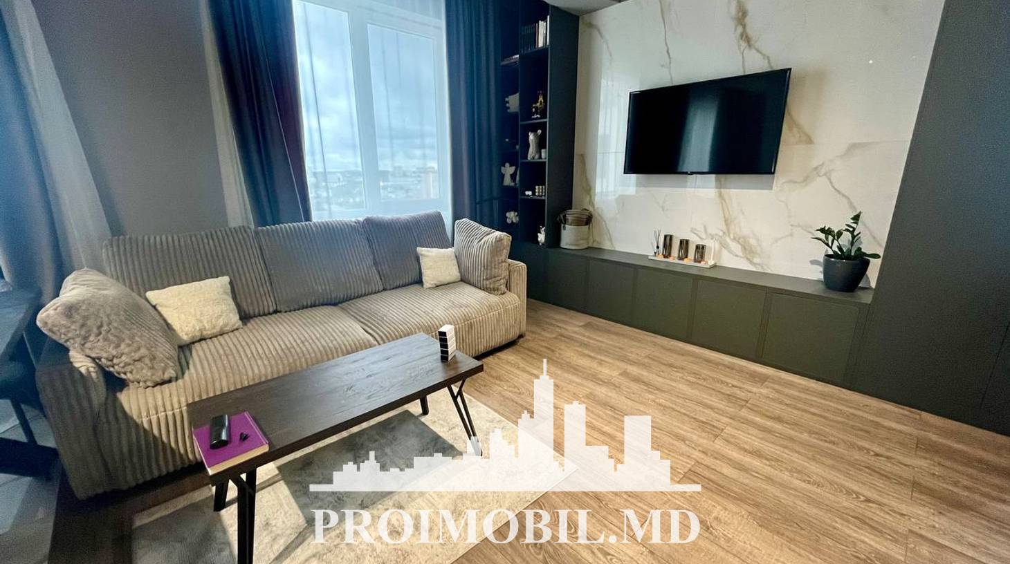 https://images.proimobil.md/TPKHuiIMq6_vK6fThCORYEDfc6qHvO4CCoDZ2Z4xzdo/watermark:0.75:so:0:30:0.39/resize:fill:1460:816:1/gravity:ce/bG9jYWw6Ly8vZXN0YXRlL2xyLzc2MWUyMTQyLTgxOTQtNGM1Ni1hNDRiLTAwZDlmNmQ1M2Q5Yy5qcGVn