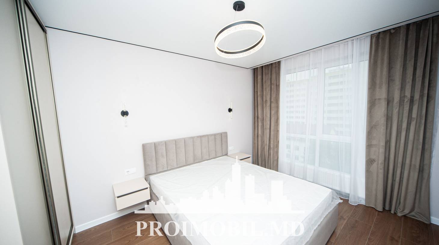https://images.proimobil.md/TQ44HWzFi908wUYiGEyhyWptZv5p4Sa53ioYjVleNnU/watermark:0.75:so:0:30:0.39/resize:fill:1460:816:1/gravity:ce/bG9jYWw6Ly8vZXN0YXRlL2xyLzcyYTAyZTRlLTE2NGUtNDVjYy05YzBjLWQ4MzY3ZWVhNzE4MC5qcGVn