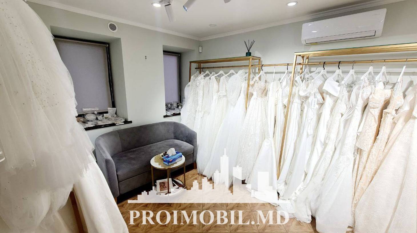https://images.proimobil.md/TQuYKp4qFm3SvjObAXHU9cgJkOib6tQTK00HOdY43tg/watermark:0.75:so:0:30:0.39/resize:fill:1460:816:1/gravity:ce/bG9jYWw6Ly8vZXN0YXRlL2xyL2RjMjk0ZjA5LTVjMWYtNDNkZi05NzhjLTU5MjIyODVhODRiYy5qcGVn