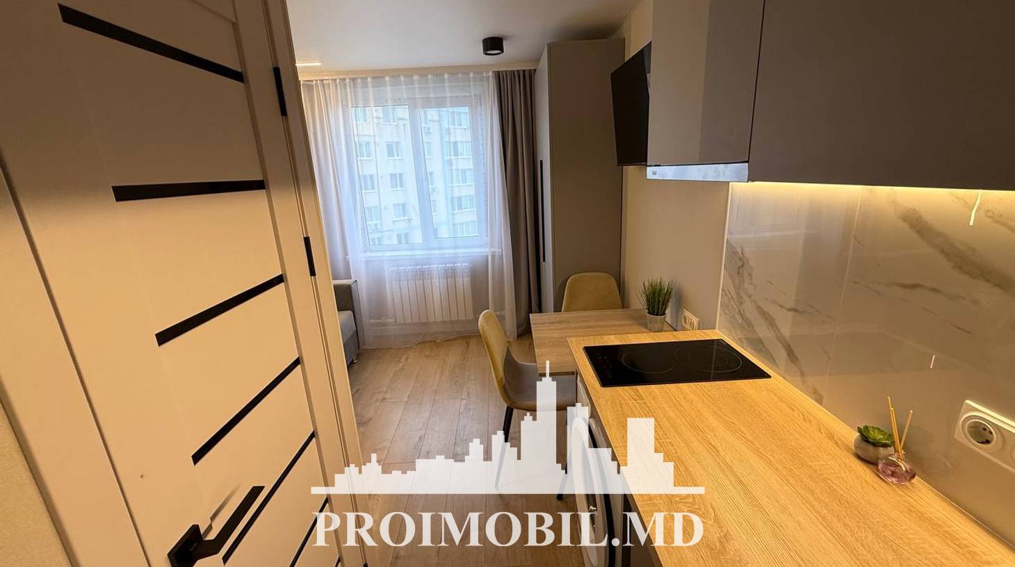 https://images.proimobil.md/TRVebzEff4NlLZ4ozpYj9EHWq2QwjKnAw8g287Qa8ME/watermark:0.75:so:0:30:0.39/resize:fill:1460:816:1/gravity:ce/bG9jYWw6Ly8vZXN0YXRlL2xyL2U5MTZmYzJjLWNjYjgtNDJmZC05ZWEzLThkZWFkOGUwY2EwZC5qcGVn