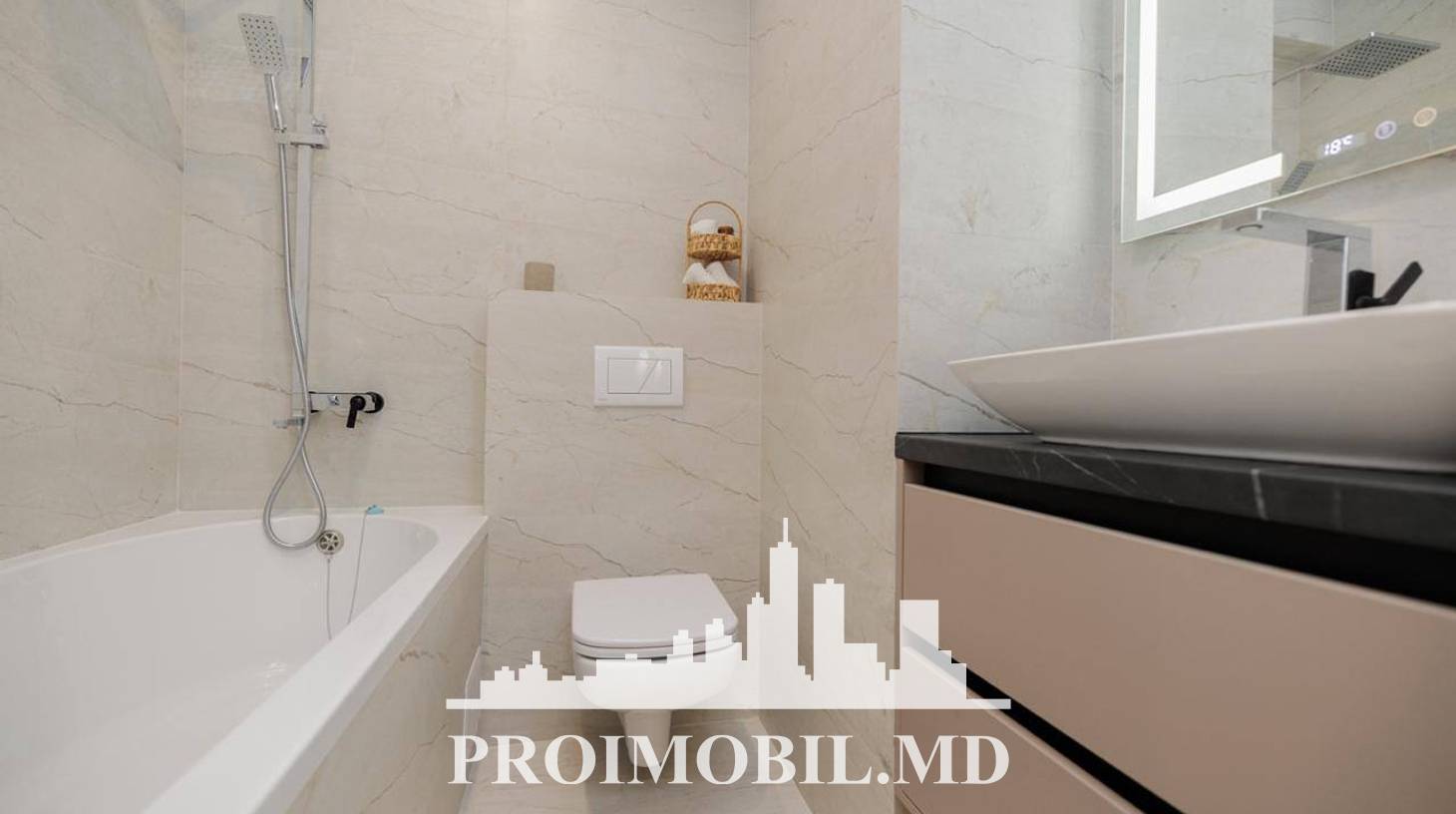 https://images.proimobil.md/TSajCeemGp0Q-PQLA7aRImt8o58_3rAwyp4VK4rbKHo/watermark:0.75:so:0:30:0.39/resize:fill:1460:816:1/gravity:ce/bG9jYWw6Ly8vZXN0YXRlL2xyLzI3MzQ5Zjg2LTljNTEtNDA1ZC1hZjY2LTg2ZjcyYWYyOTE4MS5qcGVn