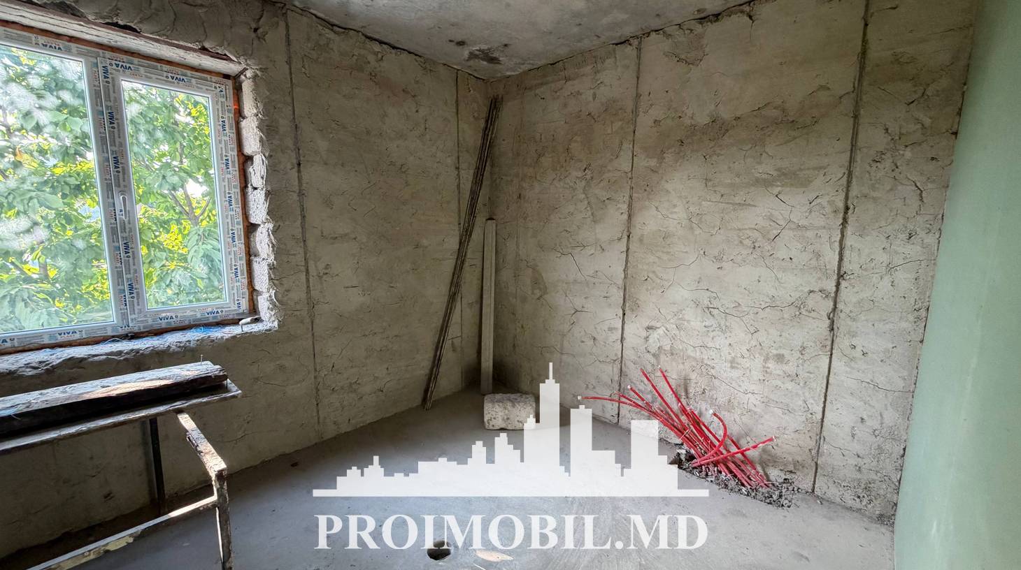 https://images.proimobil.md/TUTHazC__6PcTWs9vXm4jJETZ7SkJXH2QF8sG0oBowo/watermark:0.75:so:0:30:0.39/resize:fill:1460:816:1/gravity:ce/bG9jYWw6Ly8vZXN0YXRlL2xyLzljODdjMWQ2LWJmNzMtNGFmZS04Zjc1LWM3YjdjMjdjZTllNS5qcGVn