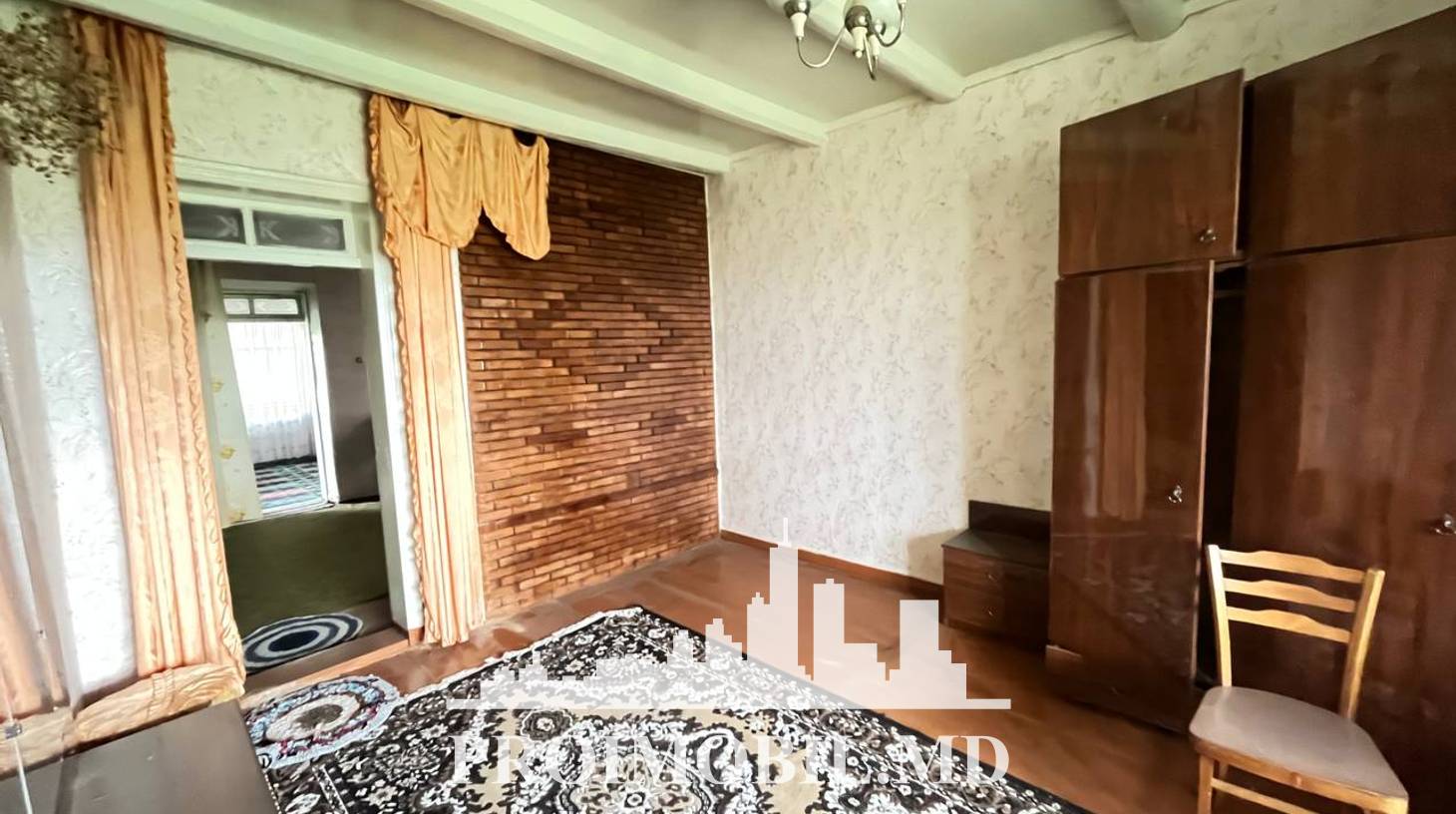 https://images.proimobil.md/TUpjKPqEt2tek3pVak58shPZWsa_9WWykVyOGxhZQv0/watermark:0.75:so:0:30:0.39/resize:fill:1460:816:1/gravity:ce/bG9jYWw6Ly8vZXN0YXRlL2xyLzIzZTVkMDZkLTMzMzUtNDg2ZS05MDU5LTYzNzVjMzU5NTRkYy5qcGVn