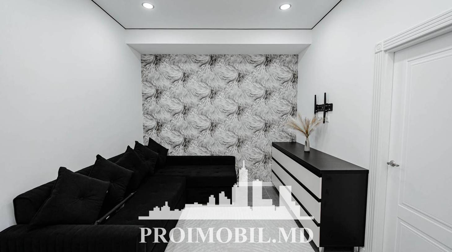 https://images.proimobil.md/TYglpNDN_ABsAmGKhdlxqyXDwb9FVTE_zmwfB5K-Pe8/watermark:0.75:so:0:30:0.39/resize:fill:1460:816:1/gravity:ce/bG9jYWw6Ly8vZXN0YXRlL2xyLzMyMjllNjcwLWY2M2QtNDdlNy1hYzRmLTFhNjljODMzMGU1OC5qcGVn