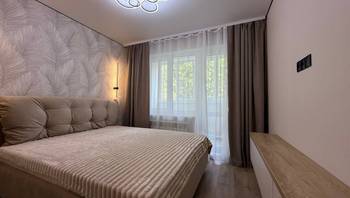 https://images.proimobil.md/TbfKhxpcNIol38C41fvf17MkekTSgAP3X1zL9n3a7hA/resize:fill:350:198:1/gravity:ce/bG9jYWw6Ly8vZXN0YXRlL2xyLzY3Y2QzZjgxLTI2NGItNGFhMS1iYzg5LTkzMjI5ZGIwYTAxOC5qcGVn