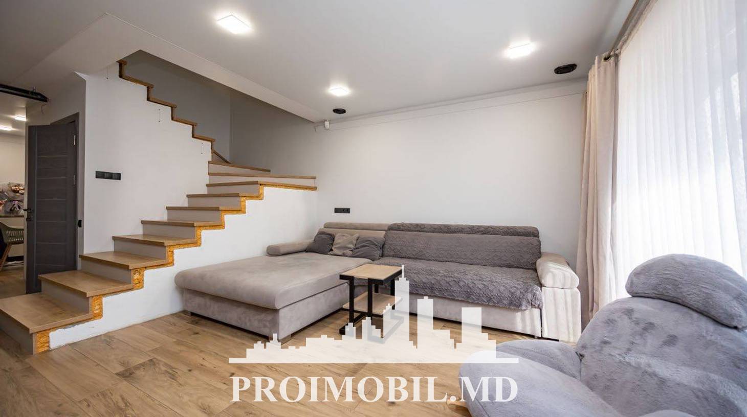 https://images.proimobil.md/TbsivlEqHJ63Teqdf_W8NuUHBRmoDkp2mHy_0zLJW2s/watermark:0.75:so:0:30:0.39/resize:fill:1460:816:1/gravity:ce/bG9jYWw6Ly8vZXN0YXRlL2xyL2IxZWU5NDZjLTM0YWMtNGY1ZC1iNTM1LThkYTAwMjVkOTgzZS5qcGVn