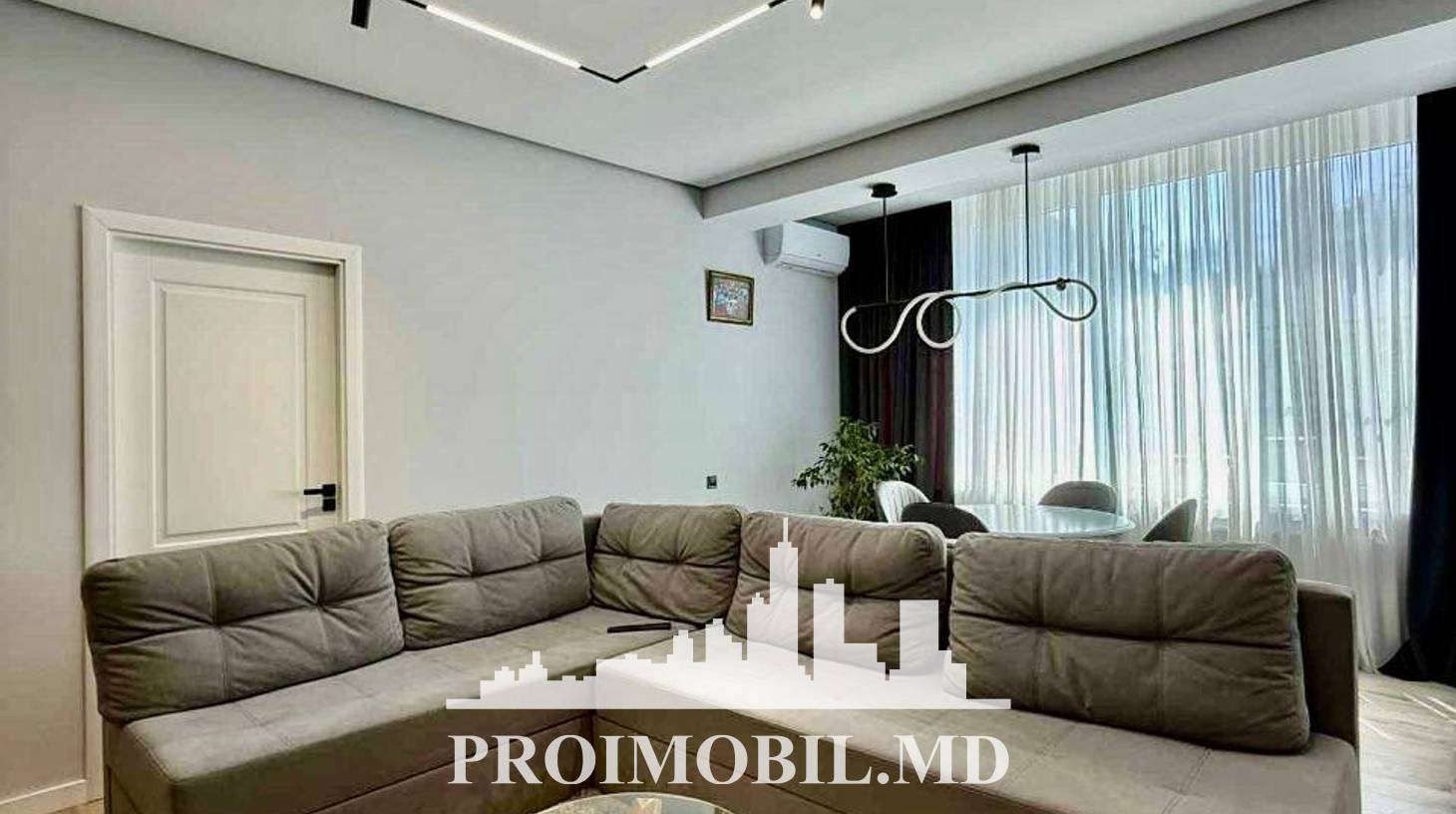 https://images.proimobil.md/TctdXWXbQRjkrzZ3dec9ir9t9pLA9jTilQKbG01NcQs/watermark:0.75:so:0:30:0.39/resize:fill:1460:816:1/gravity:ce/bG9jYWw6Ly8vZXN0YXRlL2xyLzY4YWY3N2QwLWM3ODItNDgzZC1hY2RkLTBjODgyNWM1Yzc0Zi5qcGVn