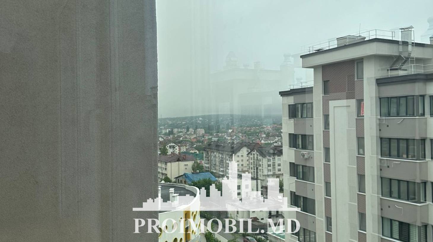https://images.proimobil.md/Tcyexmk3Uw27HGwhNaeOawDWwipB7yIMpm3dGNTSrjw/watermark:0.75:so:0:30:0.39/resize:fill:1460:816:1/gravity:ce/bG9jYWw6Ly8vZXN0YXRlL2xyLzJhOGJjZTJkLTFmMTgtNGRkNi04YzQ4LTgwOTk1YTllNzI1Zi5qcGVn