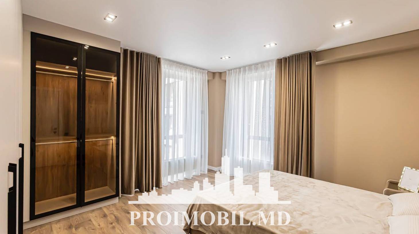 https://images.proimobil.md/TmPsgPB9ZNSHZn6Inj-zfToI04y_eEBCV5eyzN27qFY/watermark:0.75:so:0:30:0.39/resize:fill:1460:816:1/gravity:ce/bG9jYWw6Ly8vZXN0YXRlL2xyLzhjZTRmZGQ4LWI2MDgtNDk5My1hODRkLTRkYmIwMzAyYzVlMi5qcGVn