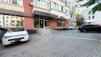 https://images.proimobil.md/Tnc8fQVOfs2kZj2wRgPvn74xivilFV2adWMpDANeUlk/resize:fill:350:198:1/gravity:ce/bG9jYWw6Ly8vZXN0YXRlL2xyL2U1NzY1M2E3LWE5M2UtNDc5Mi05OGQ2LTU2Yjg3MTc4ZGE4Yi5qcGVn