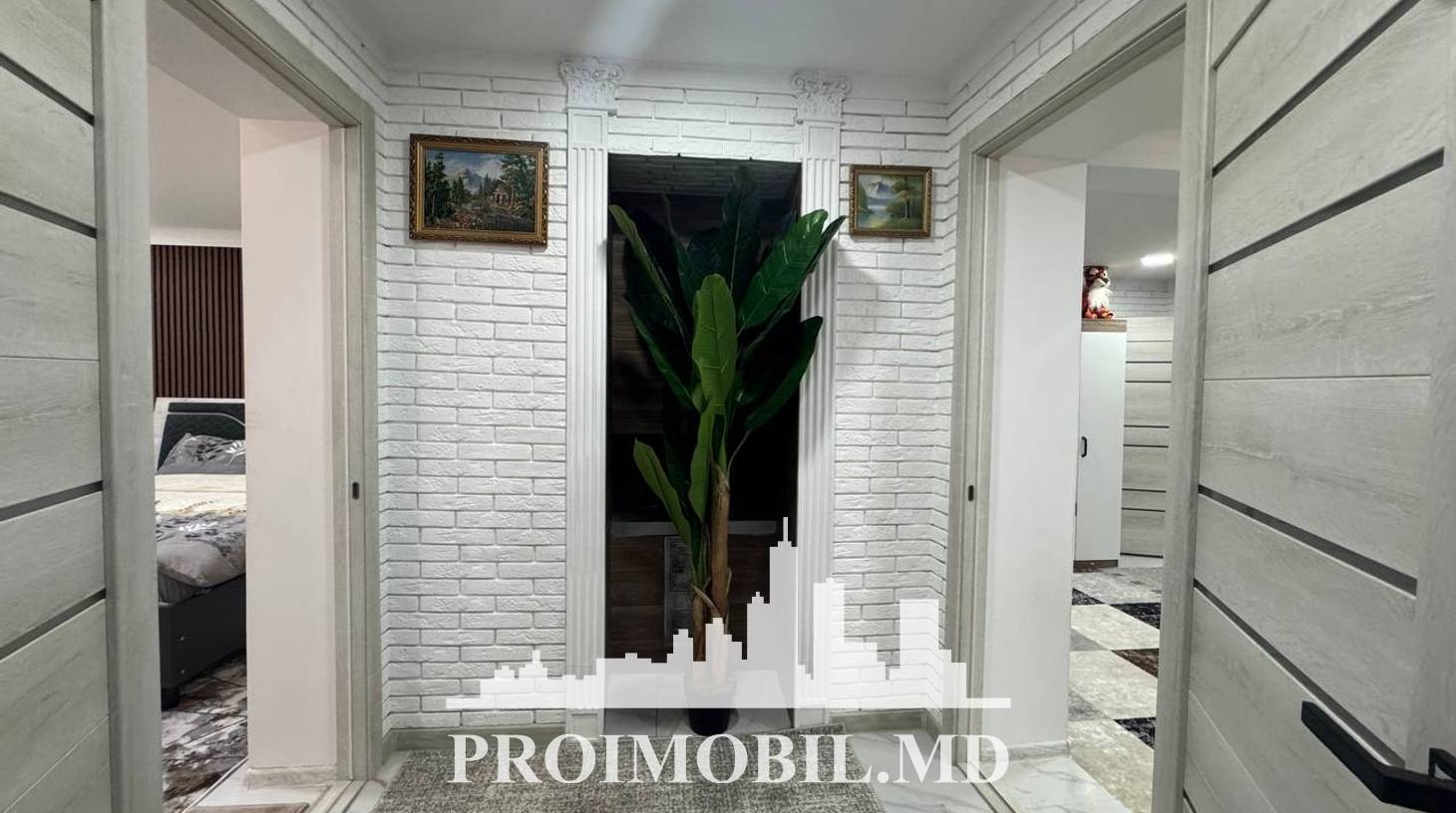 https://images.proimobil.md/ToPmmalEIdkFT_ow2H1vIzIFBm4hnJh7E3wRjVrX2KU/watermark:0.75:so:0:30:0.39/resize:fill:1460:816:1/gravity:ce/bG9jYWw6Ly8vZXN0YXRlL2xyLzE5ZTlmNTE2LWZmNWItNDM4Mi1hZDEyLTdiNjc1ODZkZDlmZC5qcGVn