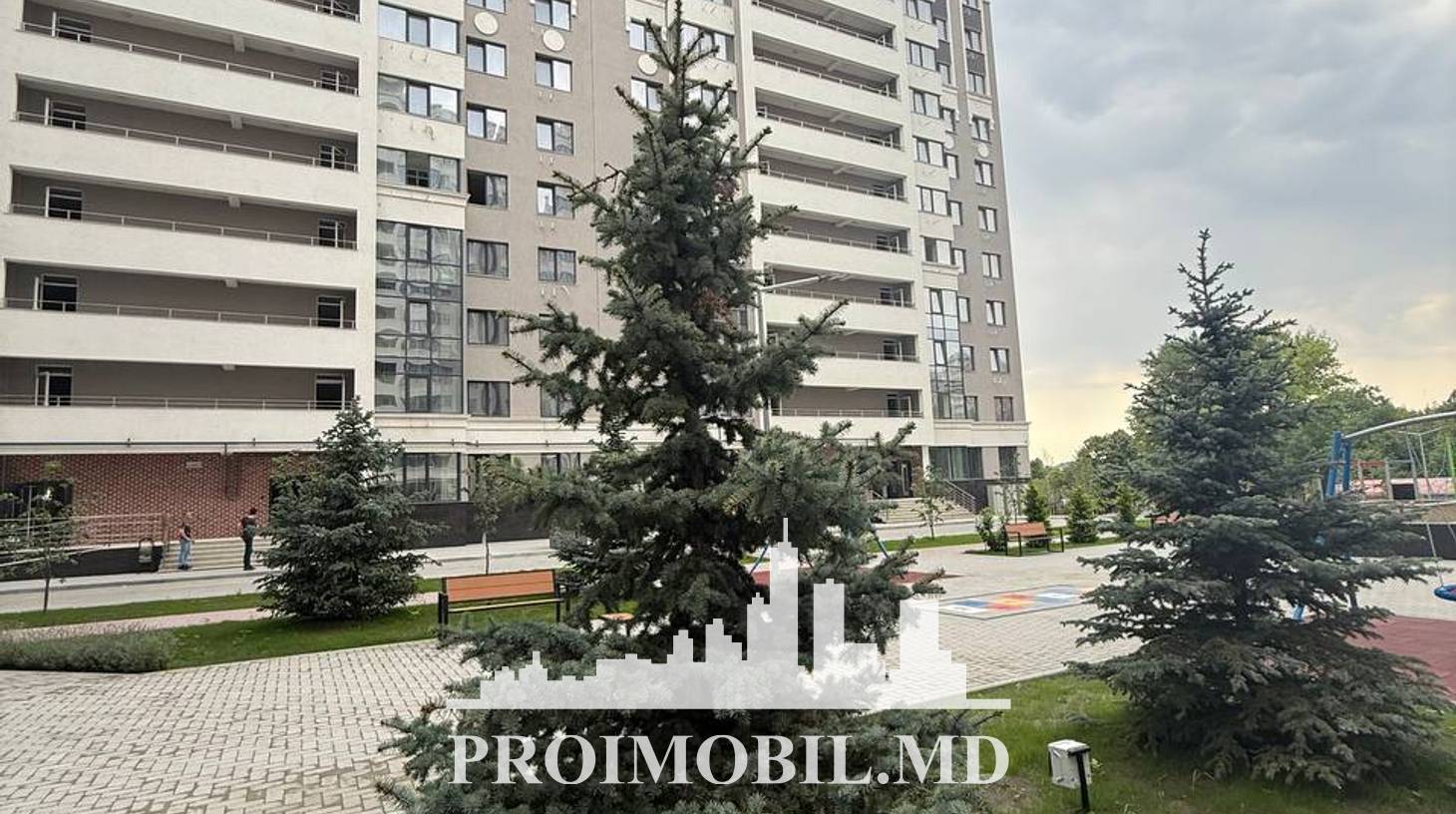 https://images.proimobil.md/To_cBIaSb74ijk6BzJZL4Fb3DrP1ObYNorpUPGA3u8k/watermark:0.75:so:0:30:0.39/resize:fill:1460:816:1/gravity:ce/bG9jYWw6Ly8vZXN0YXRlL2xyL2ZkOGIyNmNkLTYwOTAtNGU5YS05NTlmLWUzNGVjODQwYzgxOS5qcGVn