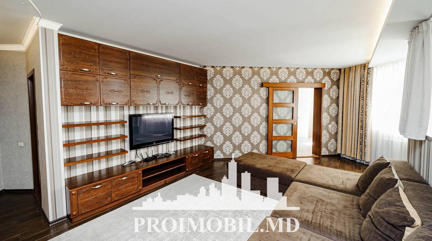 https://images.proimobil.md/TpOS4h8UvpOziniyIhq2EDFig1pqaOHhKHukDYqWNkI/watermark:0.75:so:0:30:0.39/resize:fill:1460:816:1/gravity:ce/bG9jYWw6Ly8vZXN0YXRlL2xyLzM2ZDE2ZjYxLTY4ODUtNGU3OC04NmVjLTlhNTc1Y2YwYWUwMS5qcGVn