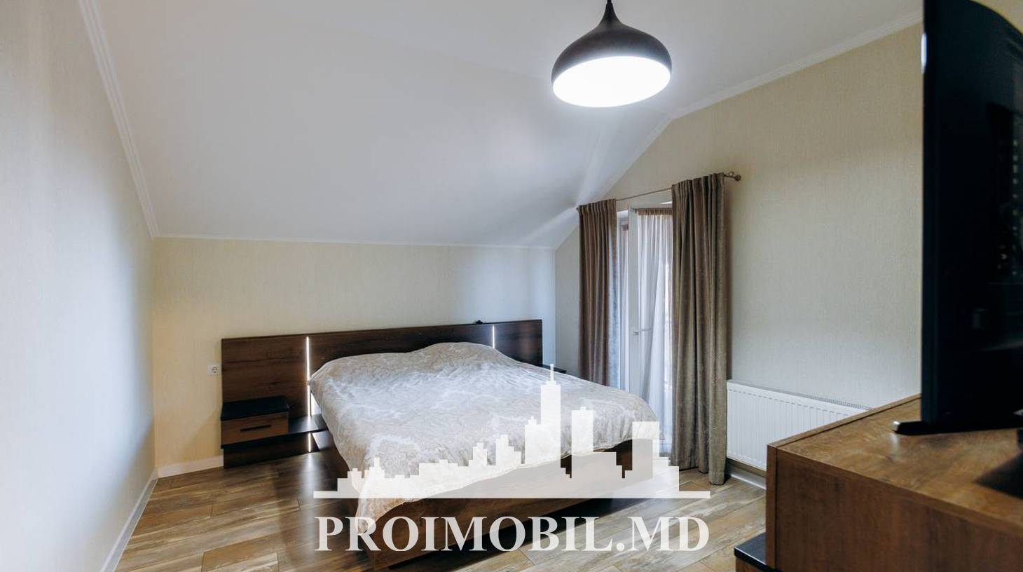 https://images.proimobil.md/TqGTzQS2rCY-qHHMWdX-sDmXY_5wqs_34xhKRpDitGI/watermark:0.75:so:0:30:0.39/resize:fill:1460:816:1/gravity:ce/bG9jYWw6Ly8vZXN0YXRlL2xyL2E5ZGZhYWQzLTI4MGMtNGQ5YS05MzllLWNkNWRjNWMyN2Y0ZC5qcGVn