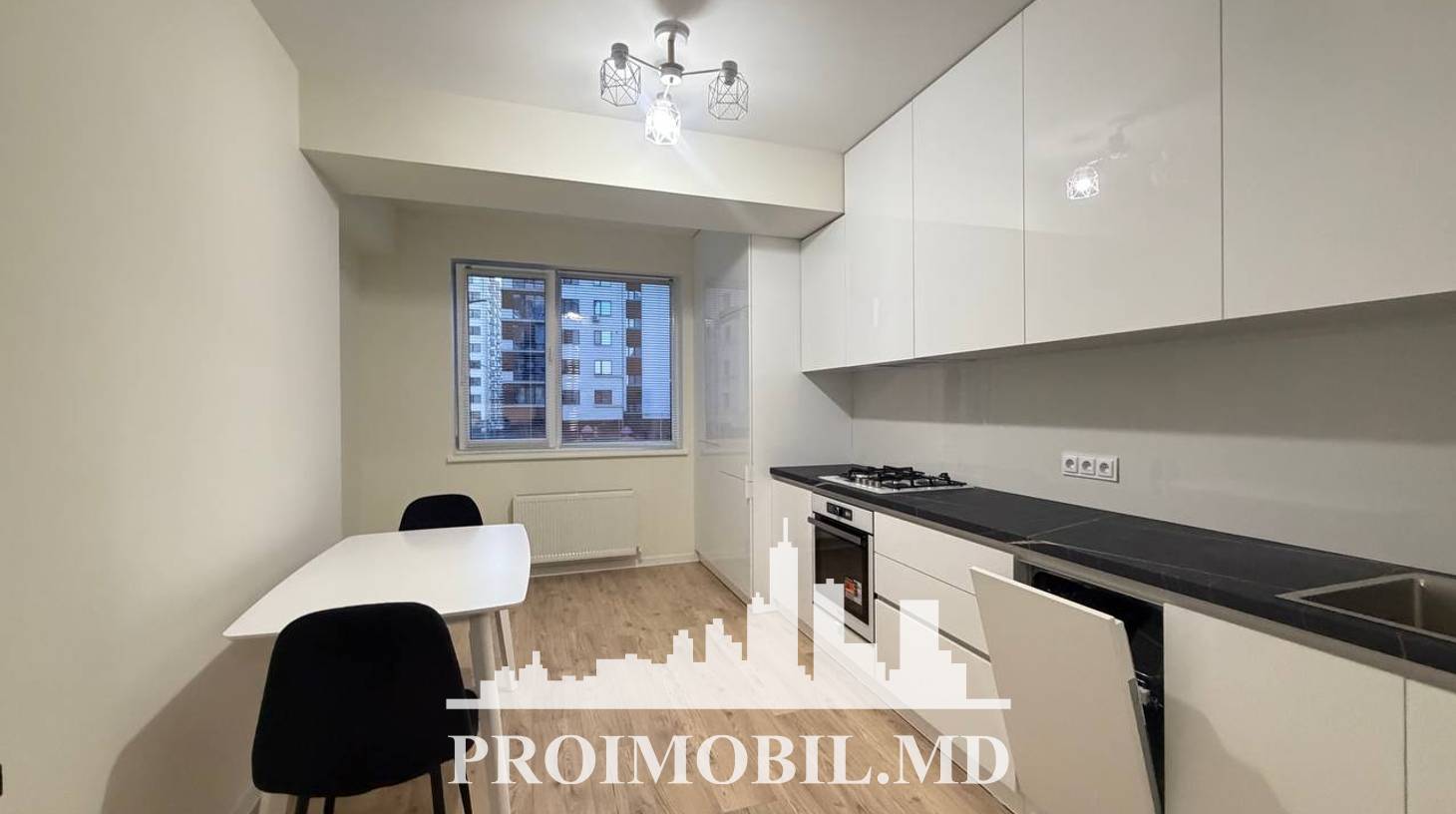 https://images.proimobil.md/TqzaavW2vhz5jLHIDWp1Sav_M8aQYqScRNJY7lxFoyQ/watermark:0.75:so:0:30:0.39/resize:fill:1460:816:1/gravity:ce/bG9jYWw6Ly8vZXN0YXRlL2xyL2E3NjI3NjVkLWQwOWQtNDY4My05NjIzLTM3NjEyZjE4NGY0Mi5qcGVn