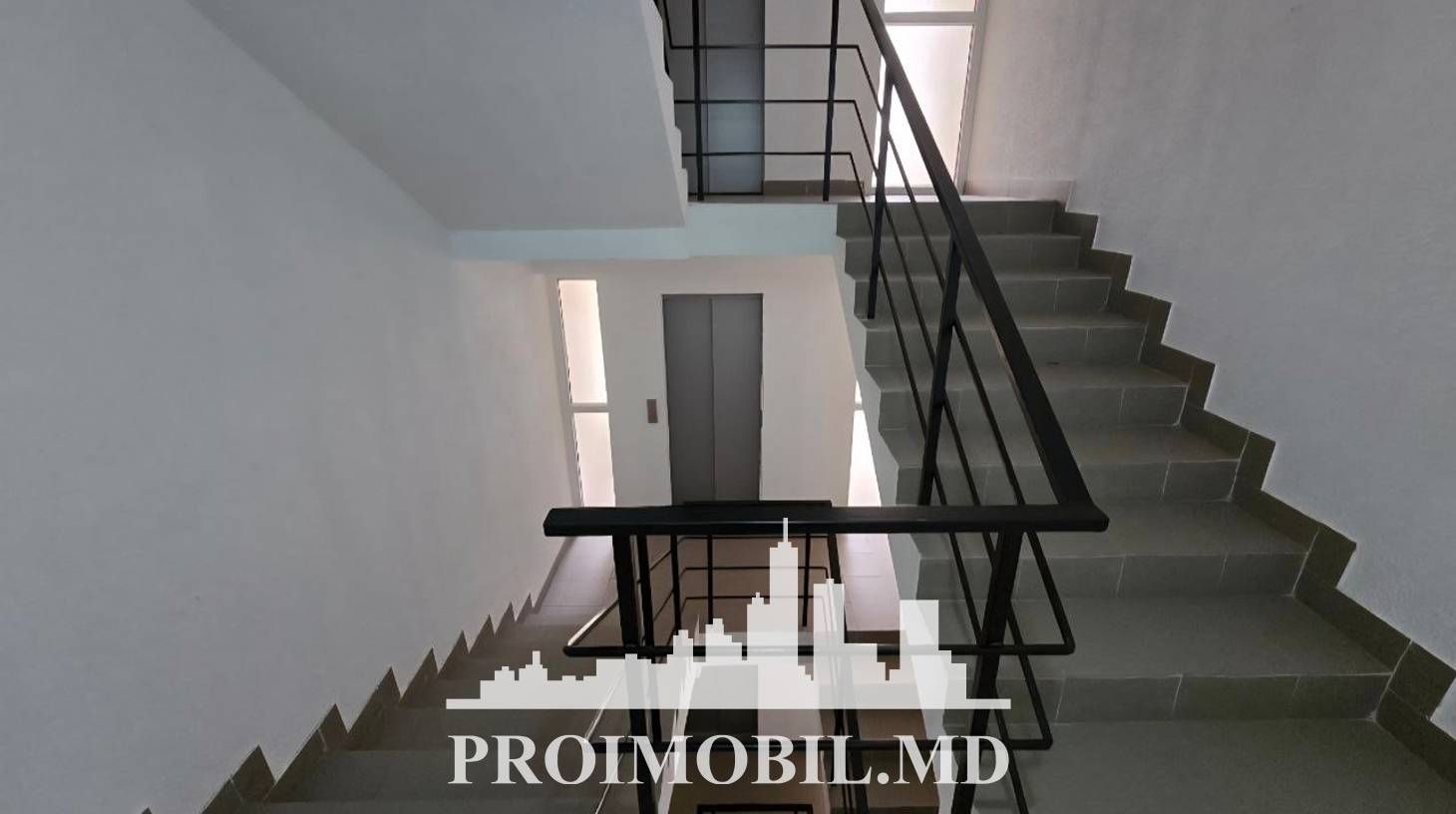 https://images.proimobil.md/Tsbjtlzf8OPeifuMMs1hZOQG8jS3HNbwcKCVYR0bfx4/watermark:0.75:so:0:30:0.39/resize:fill:1460:816:1/gravity:ce/bG9jYWw6Ly8vZXN0YXRlL2xyLzFhYWQ4YWUwLWU4Y2UtNGY3OC05Mjc2LWQyMzc5OTJhODZkNy5qcGVn