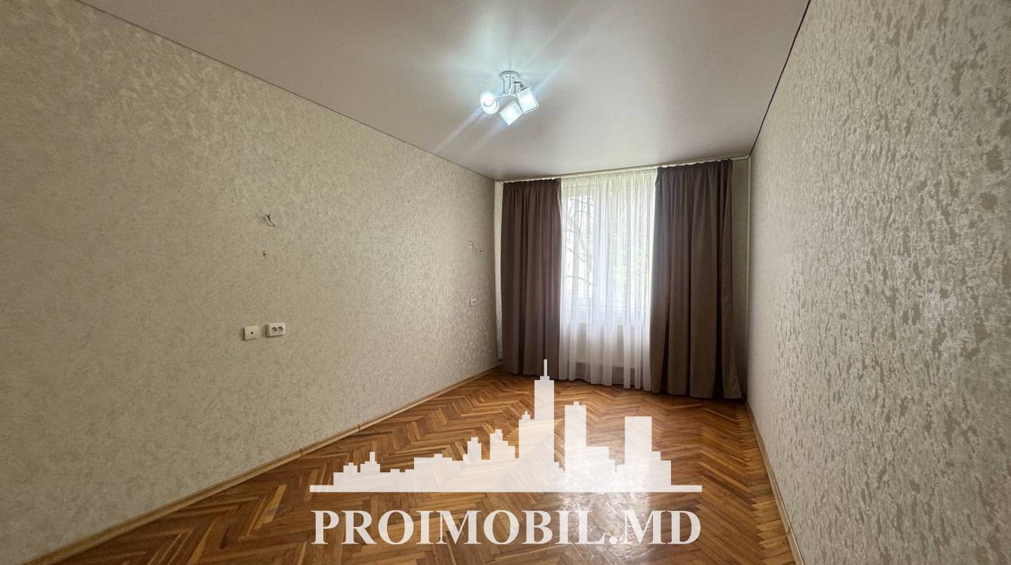 https://images.proimobil.md/Tz9TInXV-dccFnukYMBC7O6wvbB9kR-33p8zDzpXDqk/watermark:0.75:so:0:30:0.39/resize:fill:1460:816:1/gravity:ce/bG9jYWw6Ly8vZXN0YXRlL2xyLzE5YjYzM2NjLThlZmMtNGRjNy1iZDNiLTQ2ODQyODIzYTg0Yi5qcGVn