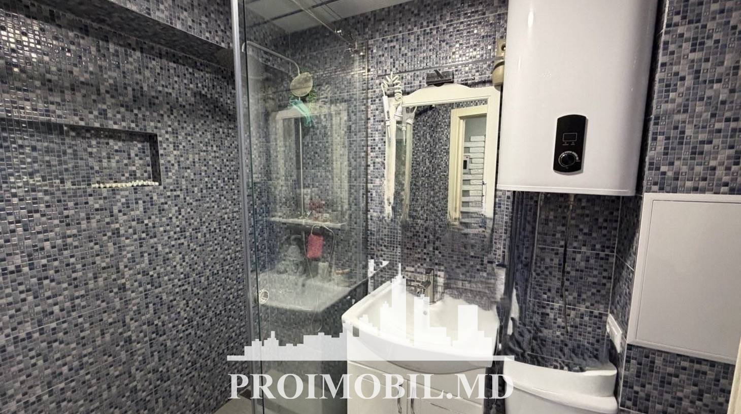 https://images.proimobil.md/TzkP2kgdNx3RilrjsKVR0ev2Yk8SIVfPr7LhjyRCm9E/watermark:0.75:so:0:30:0.39/resize:fill:1460:816:1/gravity:ce/bG9jYWw6Ly8vZXN0YXRlL2xyL2Y1ZDk2YmZjLTQxYjUtNDc0Yi1hNGEwLWM2NGJkNjdiZThjZS5qcGVn