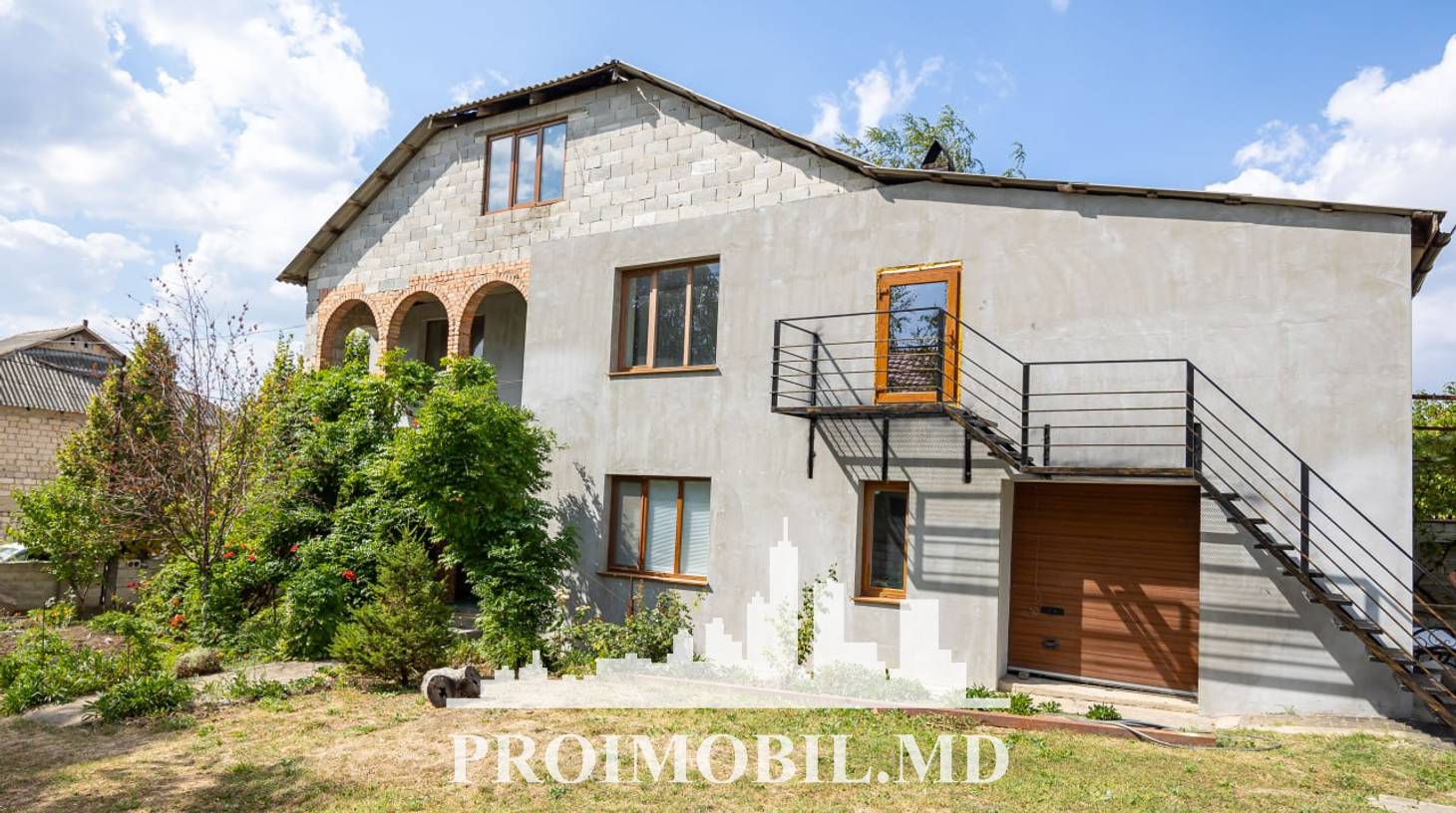 https://images.proimobil.md/U2KyymXt30Z_mnf1yVTRFWRj6JOc050SSvsYdyVClG0/watermark:0.75:so:0:30:0.39/resize:fill:1460:816:1/gravity:ce/bG9jYWw6Ly8vZXN0YXRlL2xyL2Y5OTJkNWE2LWM5YmMtNGMzMy1hMWM4LTI1MjJjMGVjMGQ4Ny5qcGVn