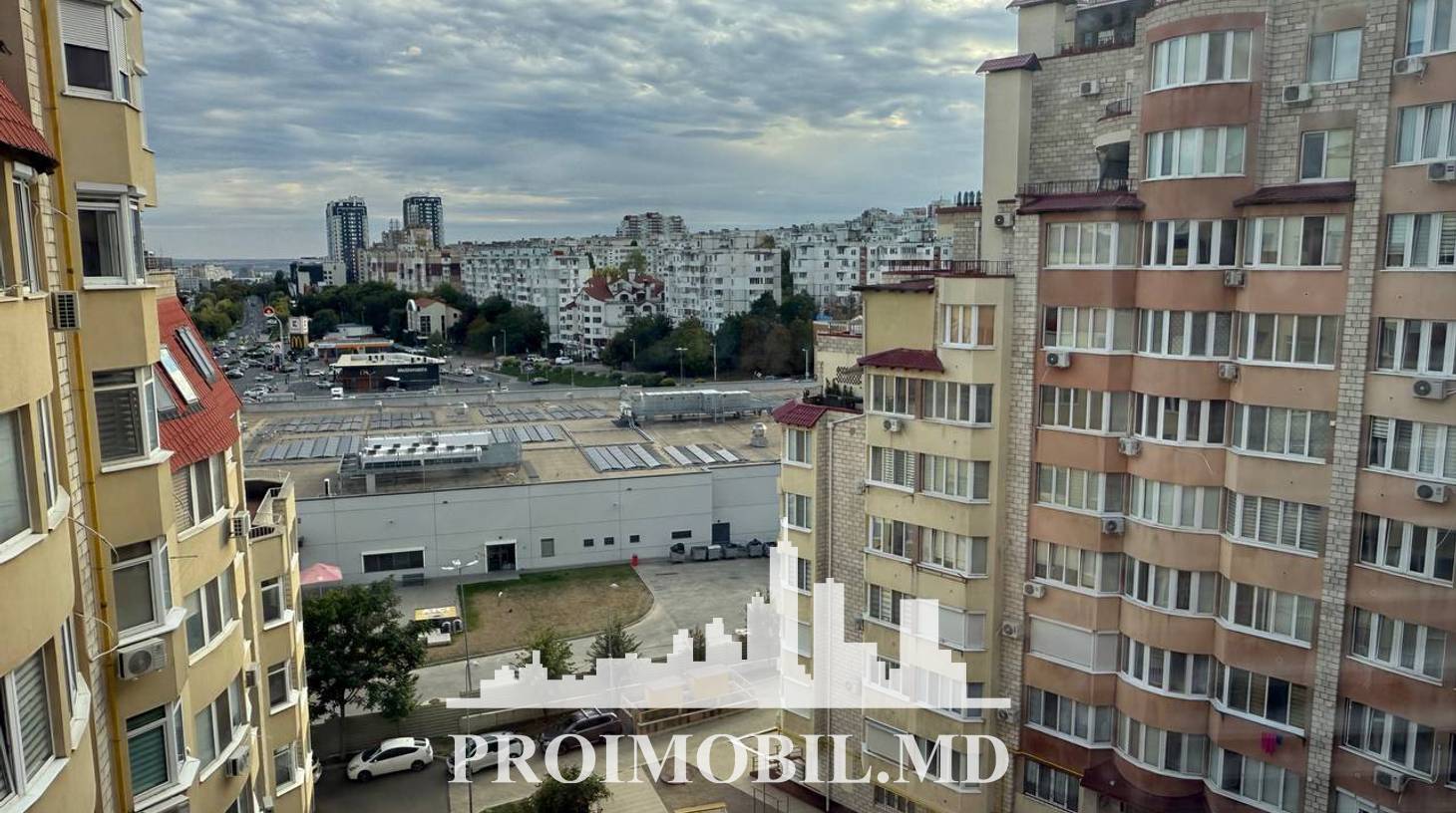 https://images.proimobil.md/U3xlcllk177xp38QYPWHll-DFPopTbF9x1o6IpYYAUg/watermark:0.75:so:0:30:0.39/resize:fill:1460:816:1/gravity:ce/bG9jYWw6Ly8vZXN0YXRlL2xyL2ExNjhhZGVjLTIyMTgtNGQyNS1hZGI4LWJiNTc2MzkzMzUwZC5qcGVn