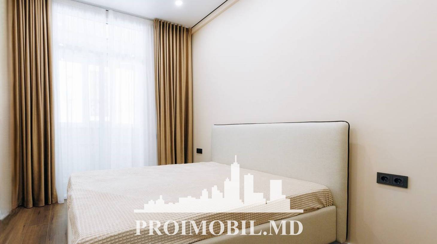 https://images.proimobil.md/U5SW_SdELEwKGerXNOQf60nY0AIjWbn7EjMXcJ7DEsk/watermark:0.75:so:0:30:0.39/resize:fill:1460:816:1/gravity:ce/bG9jYWw6Ly8vZXN0YXRlL2xyLzk0MjVmNjZmLTNkNjgtNDY4Yy04ZThlLWU1ZmViMjFjMjg1MC5qcGVn