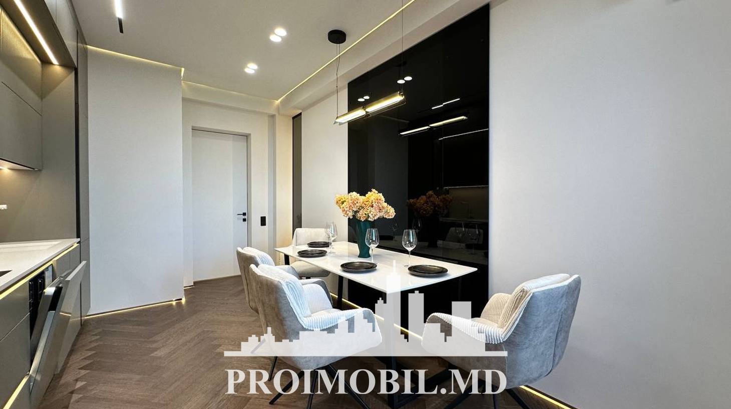 https://images.proimobil.md/UD4zXQYPdXcrvWvkD4U_RXgAq2xowF7m1OHzS_TDSsY/watermark:0.75:so:0:30:0.39/resize:fill:1460:816:1/gravity:ce/bG9jYWw6Ly8vZXN0YXRlL2xyL2FlMmY0ZWQ1LTk2ZjUtNGZkOS04ZjE4LWY5ZTgyN2Y0M2MzZC5qcGVn