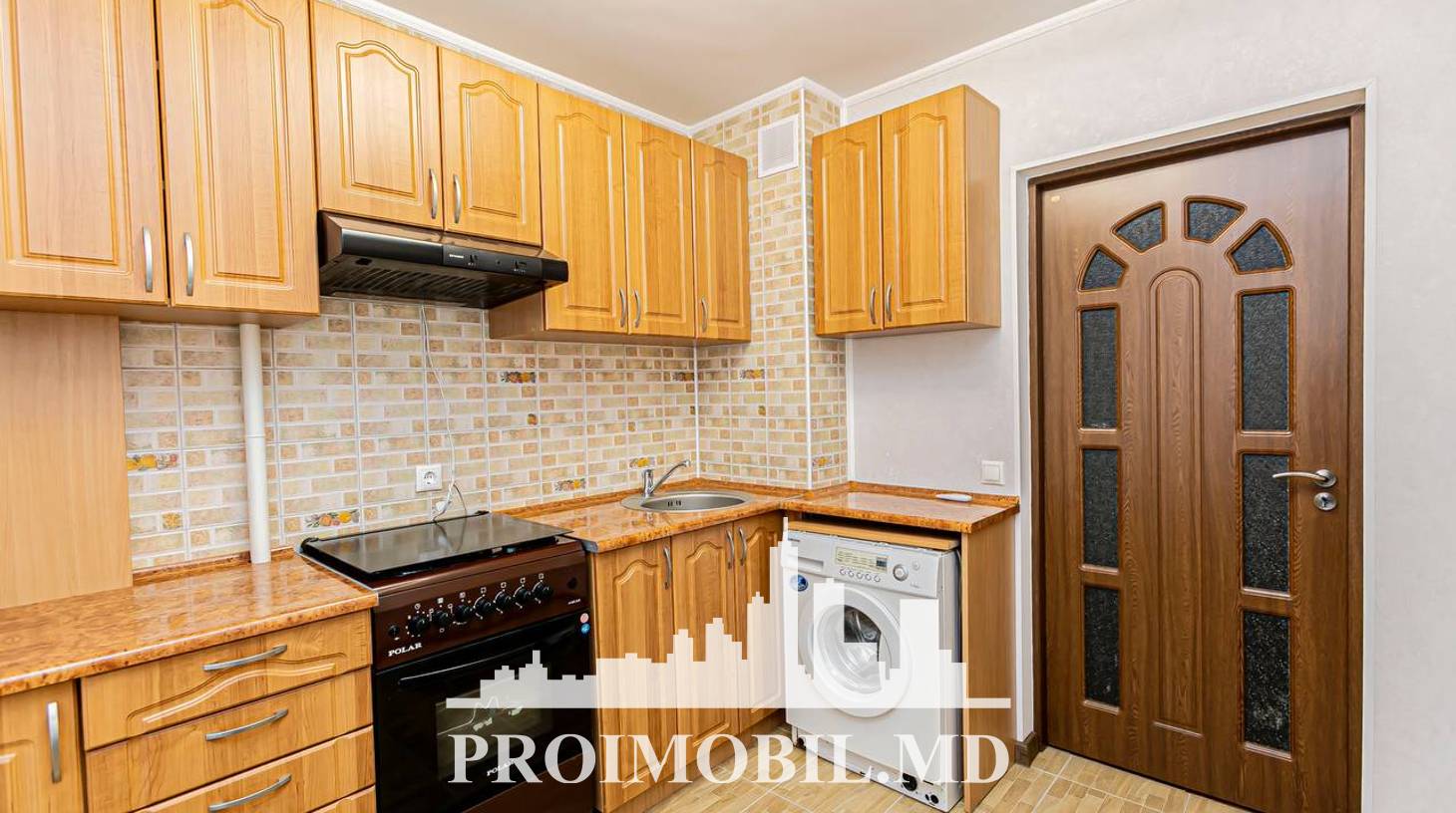 https://images.proimobil.md/UDwGUo0LbeRBnMOBvZZexFyt2ltm0yEbMCa3dQFGC40/watermark:0.75:so:0:30:0.39/resize:fill:1460:816:1/gravity:ce/bG9jYWw6Ly8vZXN0YXRlL2xyLzY0MTVhNTYyLWE3MDktNDg5MC04NTU1LTM4NTgwNzgwMTQxOS5qcGVn