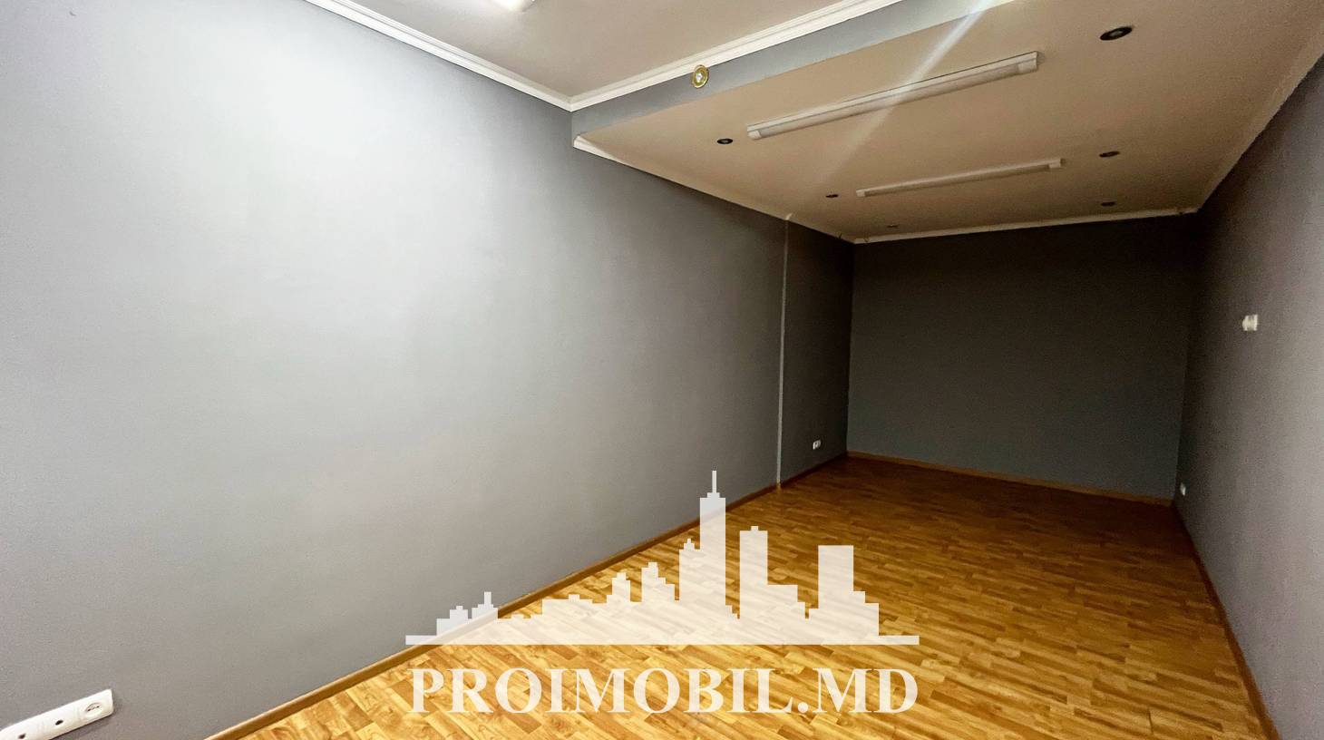 https://images.proimobil.md/UERCaXViXYsKKd9_X5A-q9MQ1Po_xi2a_8GTlA5i09c/watermark:0.75:so:0:30:0.39/resize:fill:1460:816:1/gravity:ce/bG9jYWw6Ly8vZXN0YXRlL2xyL2Y1MWEwMzA1LTEyYjItNDExNS1iZDUxLWFlMjcwYzAwOGMwMC5qcGVn