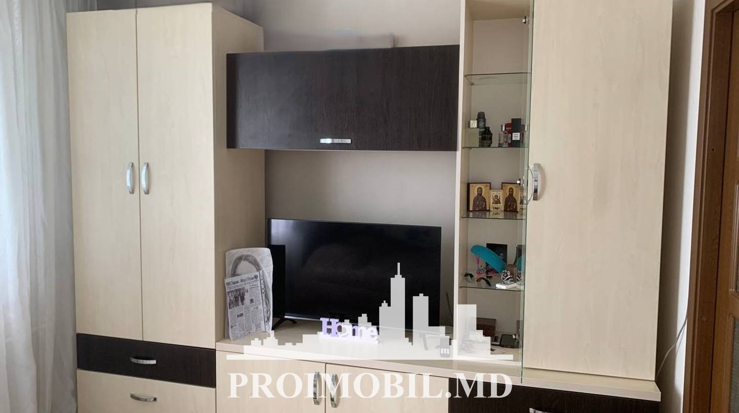 https://images.proimobil.md/ULa1VN93Mivk3NPhSwENfnuYDqOf560B6CYBTAzsE-g/watermark:0.75:so:0:30:0.39/resize:fill:1460:816:1/gravity:ce/bG9jYWw6Ly8vZXN0YXRlL2xyLzliZGQ5N2Y5LThiMmItNDUzMC04M2FlLWY5YmMzOTUyYzg1Zi5qcGVn