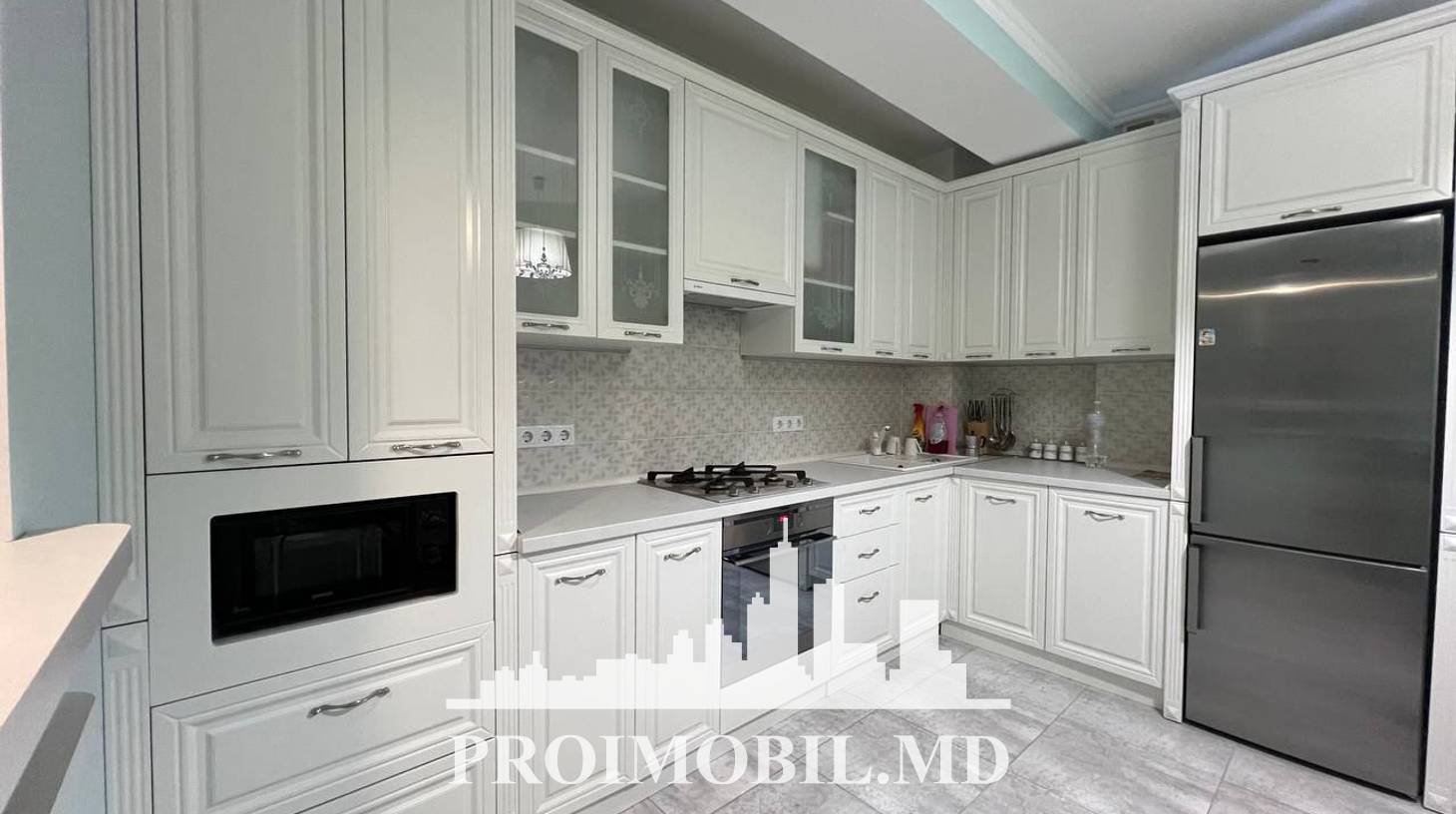 https://images.proimobil.md/UMPhVciNHGnDzQQdc1j9yCzRkLVsPi9q4eYM8rkqleU/watermark:0.75:so:0:30:0.39/resize:fill:1460:816:1/gravity:ce/bG9jYWw6Ly8vZXN0YXRlL2xyLzU1YTcwYjU3LTFiNDMtNGI4Yy04NDc4LTdiN2ZlN2VhY2Q2Yy5qcGVn