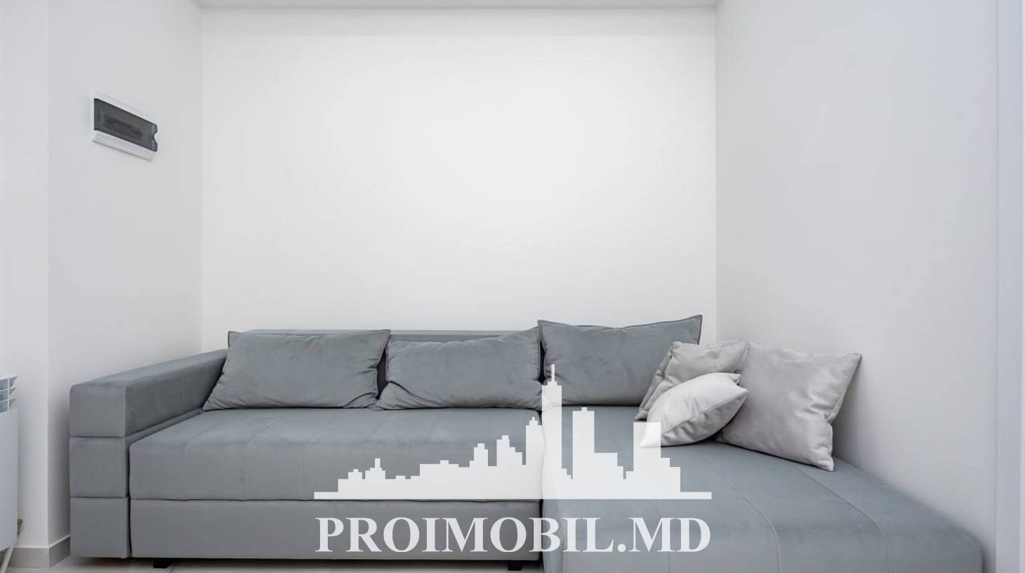 https://images.proimobil.md/UNdAL-BJg01uliB2x0sSRAQCV5dfCcQYTWGmrLJF_qk/watermark:0.75:so:0:30:0.39/resize:fill:1460:816:1/gravity:ce/bG9jYWw6Ly8vZXN0YXRlL2xyLzE1MTc4NTU0LTRhNGItNDQzZC1hYmQyLTYxOGU1ZTgxYjc2ZC5qcGVn