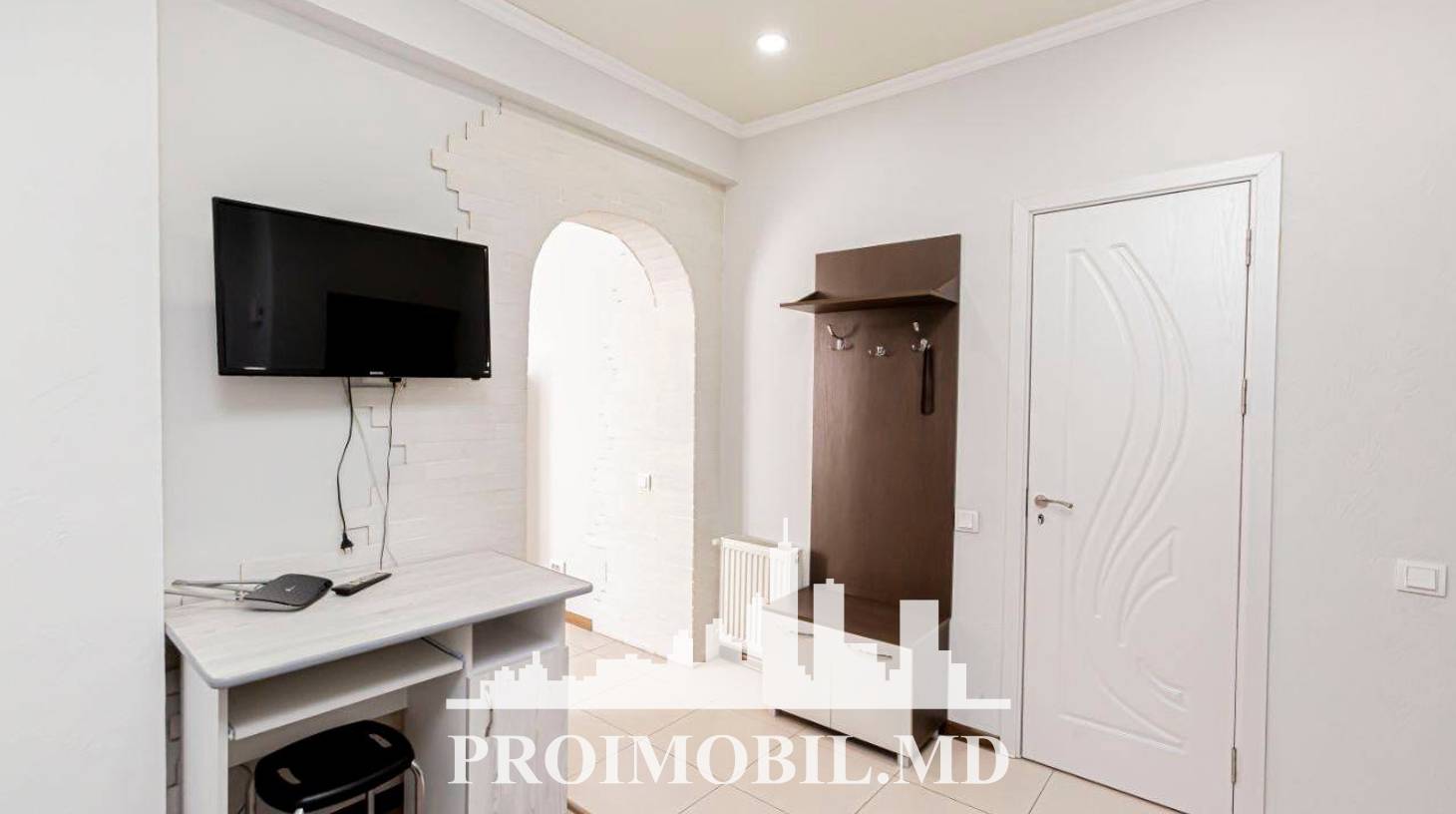 https://images.proimobil.md/UOCa6aXd5DOJFr9jpiksQ00CgmEMXBArtJOWTy50B4I/watermark:0.75:so:0:30:0.39/resize:fill:1460:816:1/gravity:ce/bG9jYWw6Ly8vZXN0YXRlL2xyL2U3M2IwMzY3LWVjM2EtNGMzOS1iNTQzLTk0MmQyNTQyYzAzMC5qcGVn