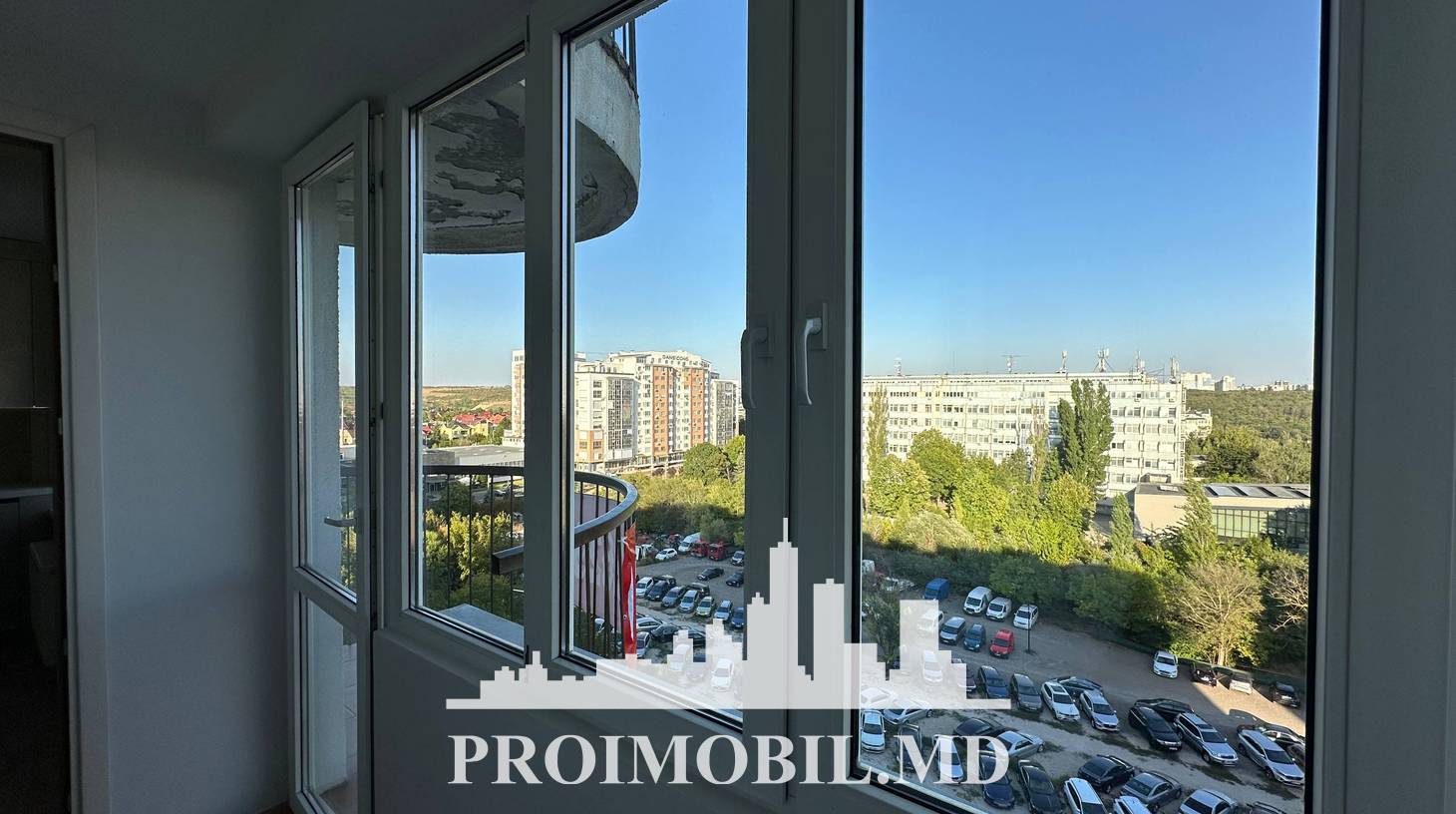 https://images.proimobil.md/UTmfSRIyxj-32LgR2LcQyfbcGgZ5Jk8YKxfuaKGRpyE/watermark:0.75:so:0:30:0.39/resize:fill:1460:816:1/gravity:ce/bG9jYWw6Ly8vZXN0YXRlL2xyLzhmNWFlMWNhLWFlYTQtNDViMC04YTk1LTFiM2IxMDc1NWQzOC5qcGVn