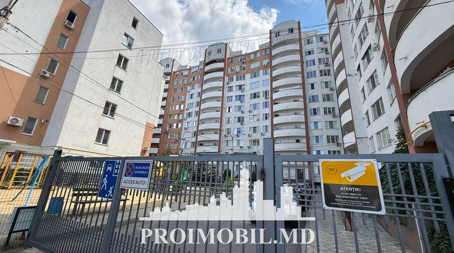 https://images.proimobil.md/UW3e86r9bX-p7TbYoraPtwERh0soQTzMdRR0yzZsEsc/watermark:0.75:so:0:30:0.39/resize:fill:1460:816:1/gravity:ce/bG9jYWw6Ly8vZXN0YXRlL2xyLzI5NDdkMTAyLWFjNmYtNDA0Yy05M2FhLThlMmI0ZTJlNGNhMC5qcGVn
