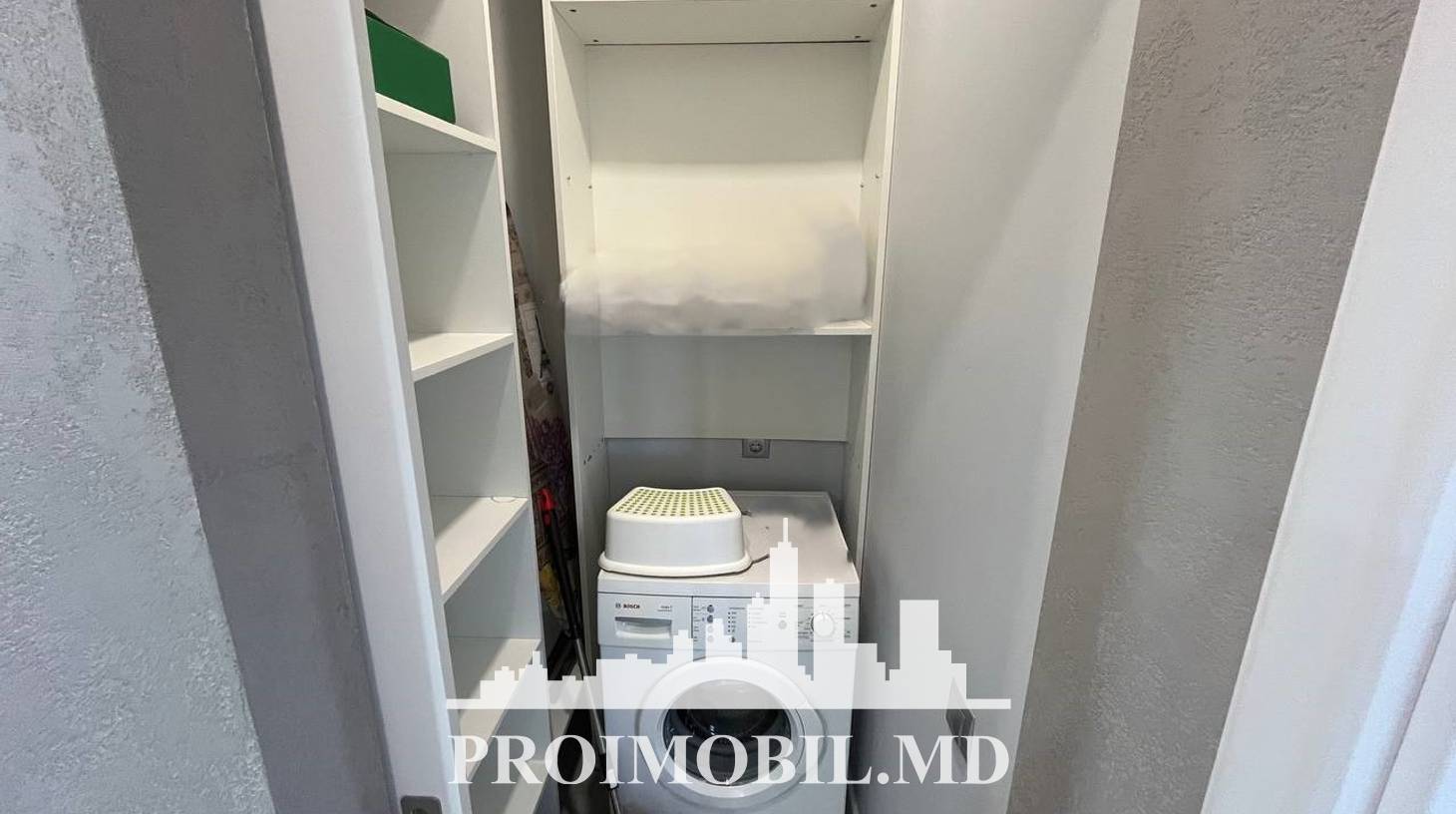 https://images.proimobil.md/U_wdtO2C2DuZqjfGegWJyUxUXwrHJmZLjgQ_qFZpOP8/watermark:0.75:so:0:30:0.39/resize:fill:1460:816:1/gravity:ce/bG9jYWw6Ly8vZXN0YXRlL2xyLzhlYjljOWQ1LWQxODYtNDAyYS1iNTFjLTEzZWVhZDA3ZjAwMi5qcGVn