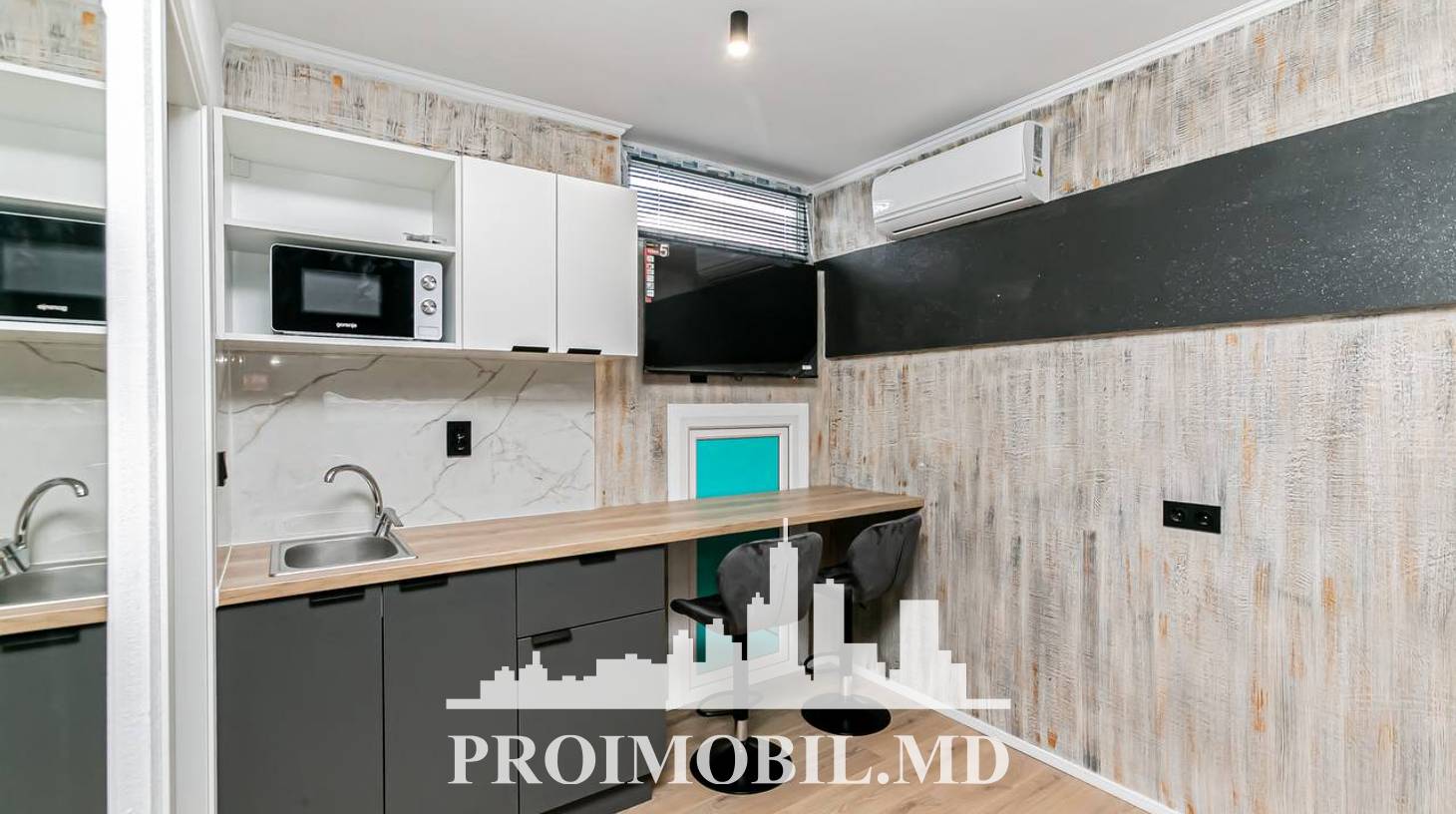 https://images.proimobil.md/Uaog6Az_qIecLvIwIghm2s_GdU-F0zUvjtY8Mreg93E/watermark:0.75:so:0:30:0.39/resize:fill:1460:816:1/gravity:ce/bG9jYWw6Ly8vZXN0YXRlL2xyLzM1ZDgwODhiLTliNmQtNDc0YS04MWUzLWU4M2E5NjQ4MDIwOC5qcGVn