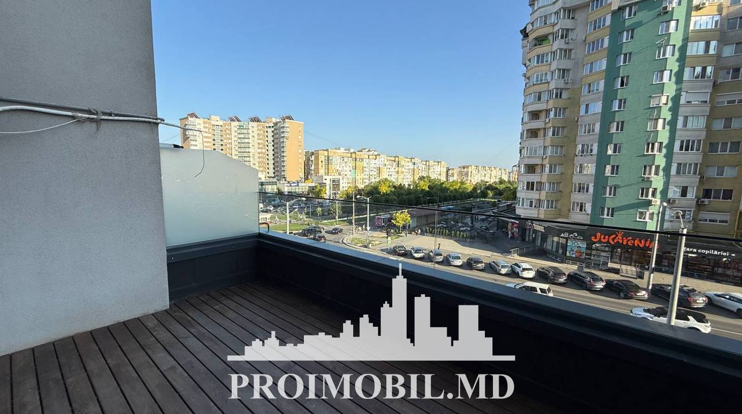 https://images.proimobil.md/UfSjS0Qf3Ze0d3izlQ6b1XT7WDamaddYr9YtzLeJHHA/watermark:0.75:so:0:30:0.39/resize:fill:1460:816:1/gravity:ce/bG9jYWw6Ly8vZXN0YXRlL2xyL2E2MjRmNDhhLTI4ZGQtNDA4Zi04YzFkLWRlM2E2ZGQ0MDRmYi5qcGVn