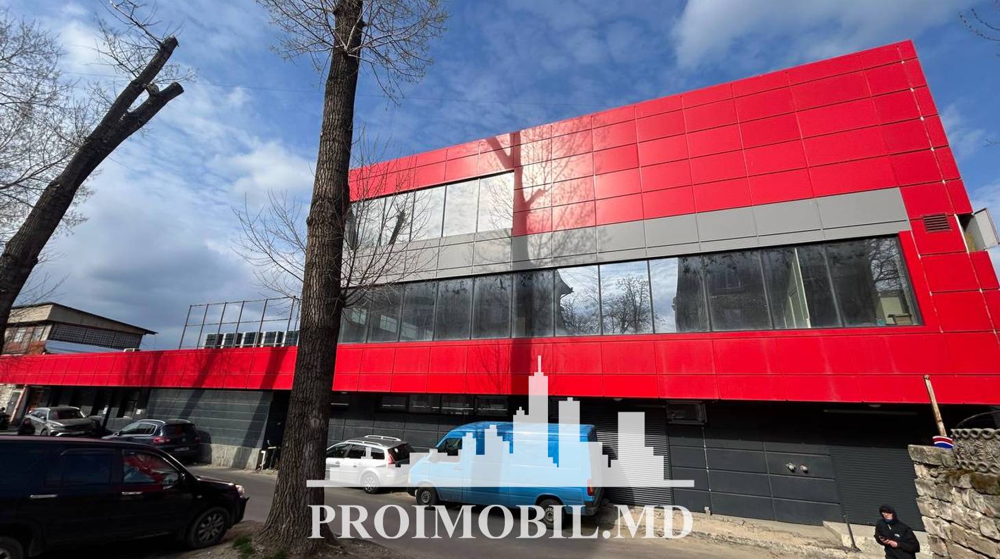 https://images.proimobil.md/UhNsS69GfLouMuxVIxfThDIcBmx2NeC40xW142bVEkA/watermark:0.75:so:0:30:0.39/resize:fill:1460:816:1/gravity:ce/bG9jYWw6Ly8vZXN0YXRlL2xyLzdmM2JmMzA5LTlkNmMtNGMzZC04Y2IxLWI5MTE1NmE5OGVmMi5qcGVn