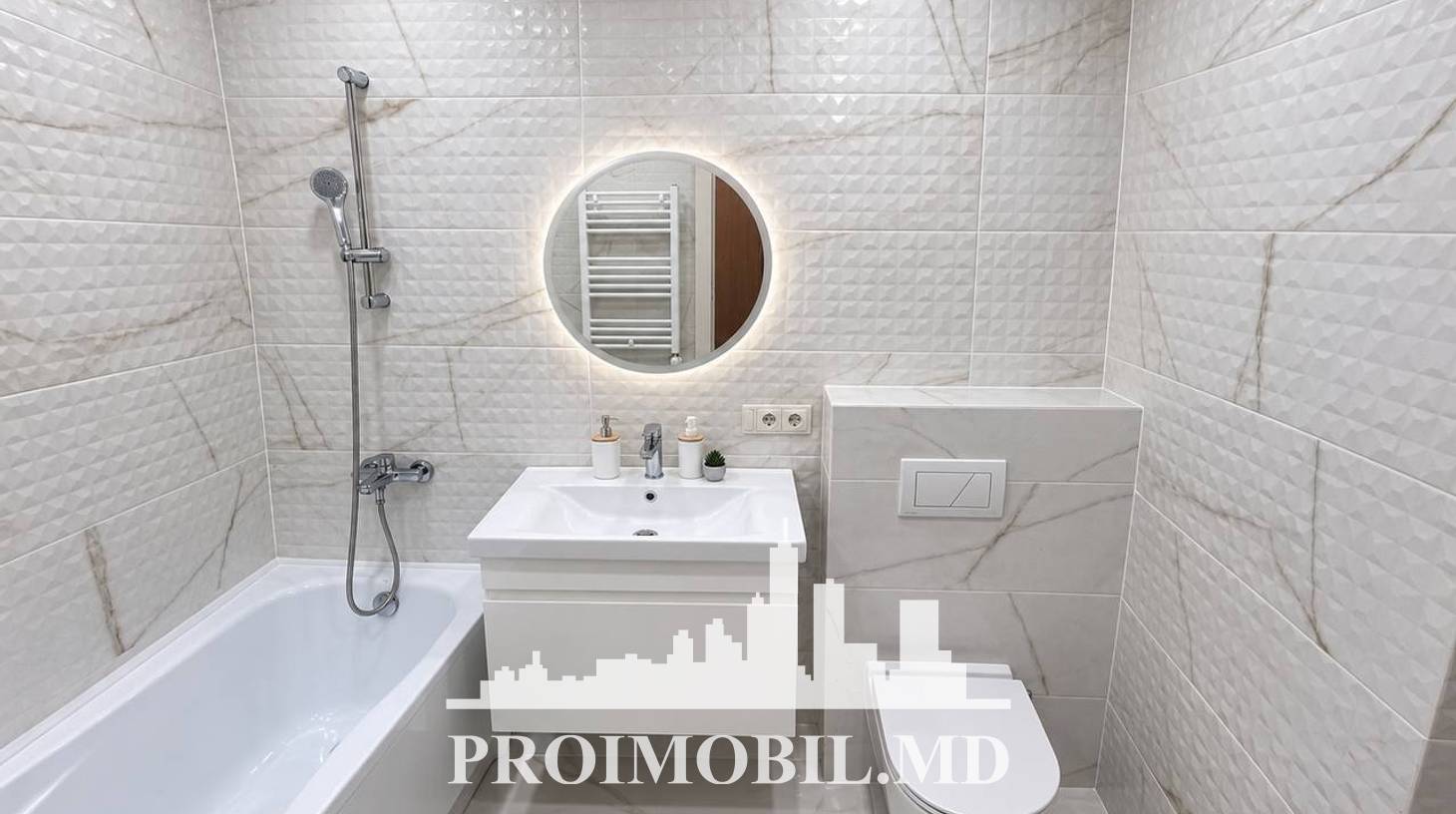 https://images.proimobil.md/UkyNMCdtgN82tRys3qZGOuRO77FHaHPGO8YkGNTm4Tk/watermark:0.75:so:0:30:0.39/resize:fill:1460:816:1/gravity:ce/bG9jYWw6Ly8vZXN0YXRlL2xyL2QzYWU0YjdkLTMxZjctNDdkZC04MGI2LWMyOTY3MDg0MjFhZi5qcGVn