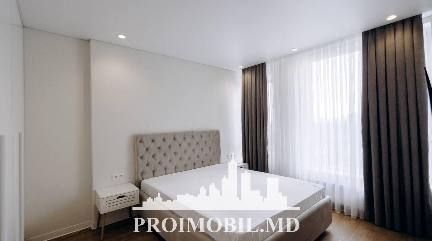 https://images.proimobil.md/UrPlH7Q1lP4mYDkjsNAxSiHBkEwFJmSmqhOYNzVQ6c4/watermark:0.75:so:0:30:0.39/resize:fill:1460:816:1/gravity:ce/bG9jYWw6Ly8vZXN0YXRlL2xyLzhjZGVlMjJlLWZlNGMtNDZjMC04ZmI3LTMyYTQ1MzU0YWMxNS5qcGVn