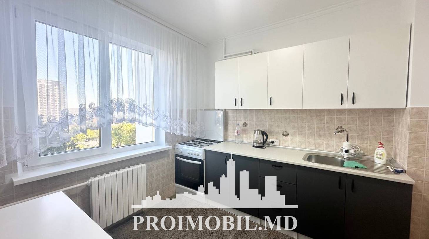 https://images.proimobil.md/UrkOWCnwgyb-P920QCda0RJu2ltqx8O7hOXU5yG5UWY/watermark:0.75:so:0:30:0.39/resize:fill:1460:816:1/gravity:ce/bG9jYWw6Ly8vZXN0YXRlL2xyLzQ0ZDMzNTZmLTYxZTctNGU4OS1hMzUwLTMxNzFmZGY4MTI0Mi5qcGVn