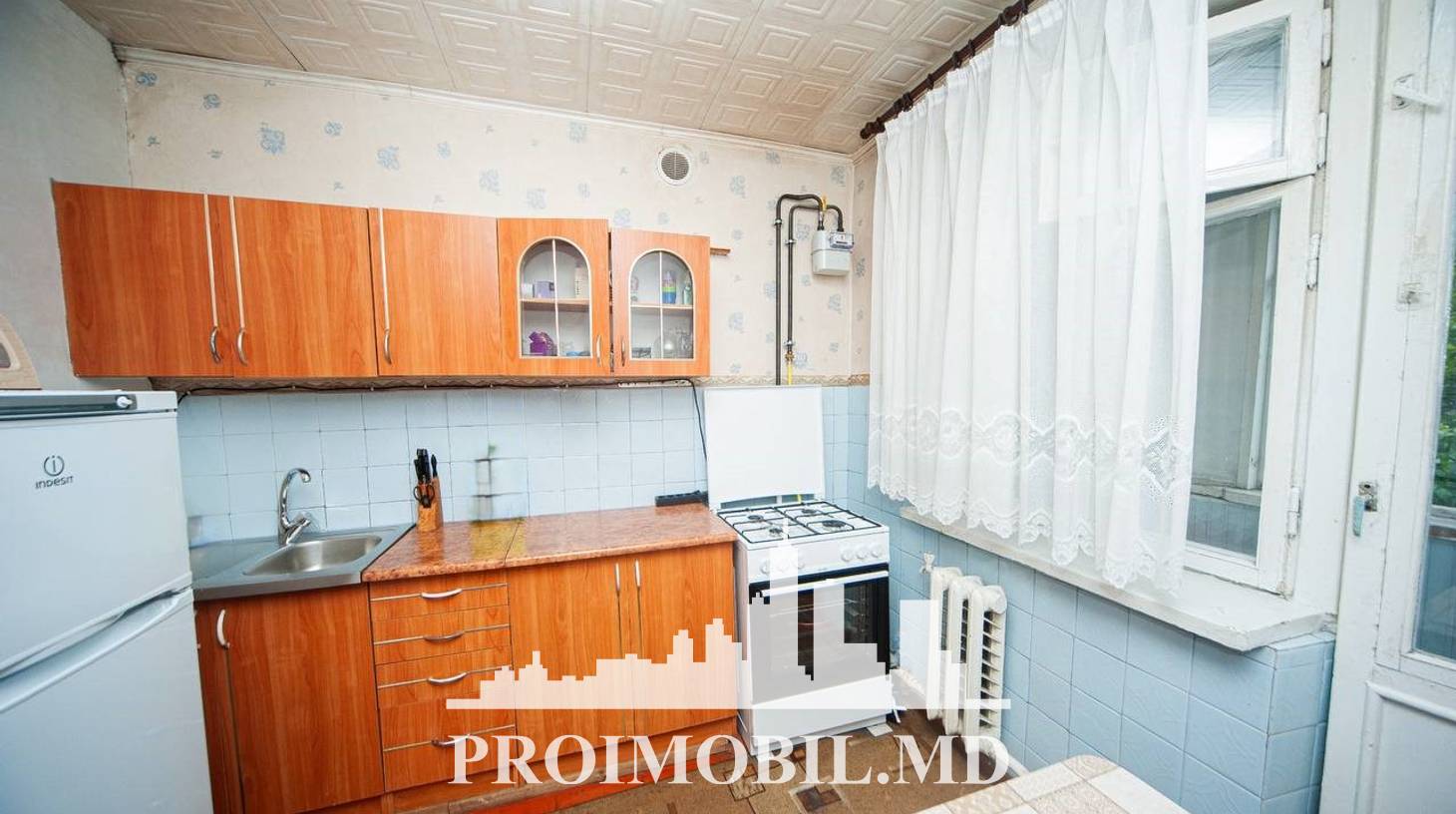 https://images.proimobil.md/UtFFwpD0uL_98Sh1QL49xbXQfvlMjwSv46IYJ8S-e9Y/watermark:0.75:so:0:30:0.39/resize:fill:1460:816:1/gravity:ce/bG9jYWw6Ly8vZXN0YXRlL2xyL2Y2Zjc5YjA5LTRiZWYtNGVkYi04MmZhLTc0MGY0M2RkMjQ3Mi5qcGVn