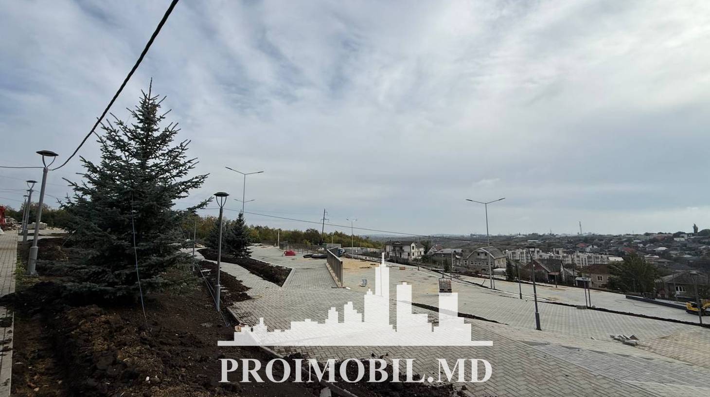 https://images.proimobil.md/Uvj8DXPY0Z-tTQ6teT59A1-w8yci9OOlFMWvARrK38k/watermark:0.75:so:0:30:0.39/resize:fill:1460:816:1/gravity:ce/bG9jYWw6Ly8vZXN0YXRlL2xyL2IwM2I1ZmU0LTFhNGEtNGY5Ni05M2MwLWQwNjBjNTBmY2JhYS5qcGVn