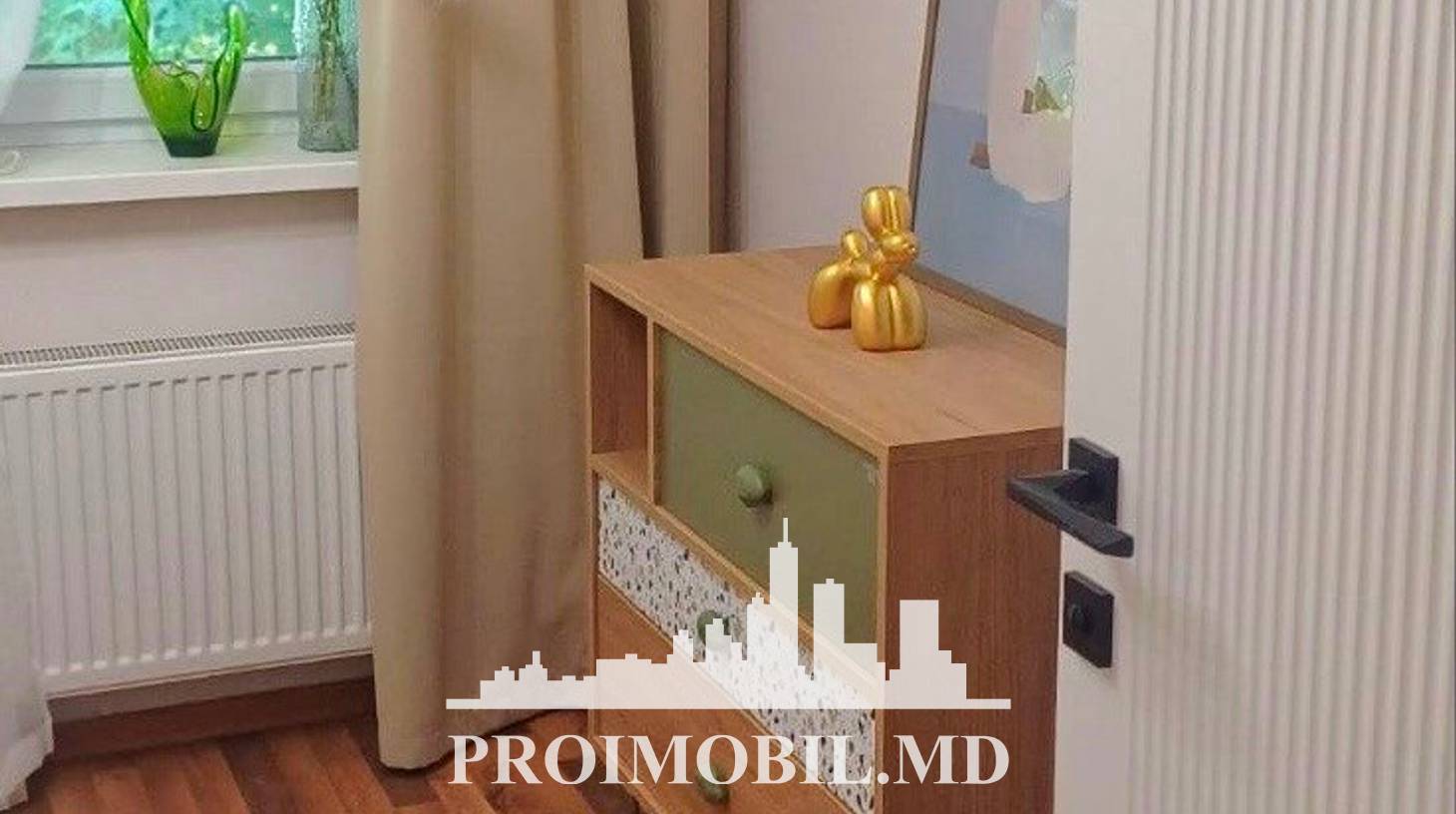 https://images.proimobil.md/UwrKs65WMQ_e0lIwgrJWGoHCMphQuJrhu3MqL24aJKE/watermark:0.75:so:0:30:0.39/resize:fill:1460:816:1/gravity:ce/bG9jYWw6Ly8vZXN0YXRlL2xyLzJhZTg3M2FmLWI4NDctNGRmOS05NWZkLWFkYmMxMGZjNzgxMS5qcGVn