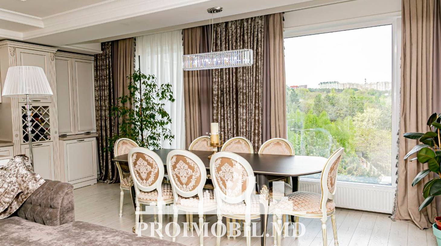 https://images.proimobil.md/UzAevCrD40C-BhSss3jdfTdZVVV8wBjkUxGH-GLTuyA/watermark:0.75:so:0:30:0.39/resize:fill:1460:816:1/gravity:ce/bG9jYWw6Ly8vZXN0YXRlL2xyL2U3NTcyN2MyLTBjMzctNDQ0NS04NDA3LTJiMDkzNTk0NDRjMy5qcGVn
